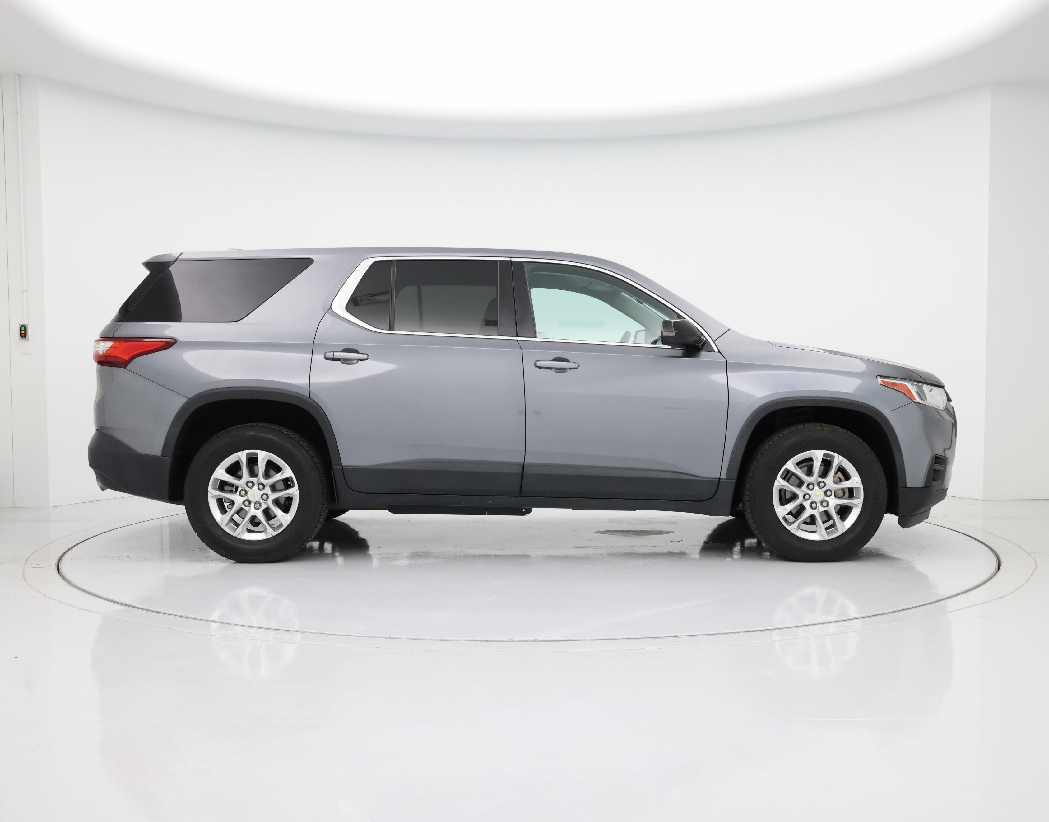 Thumbnail: 2020 Chevrolet Traverse - 7