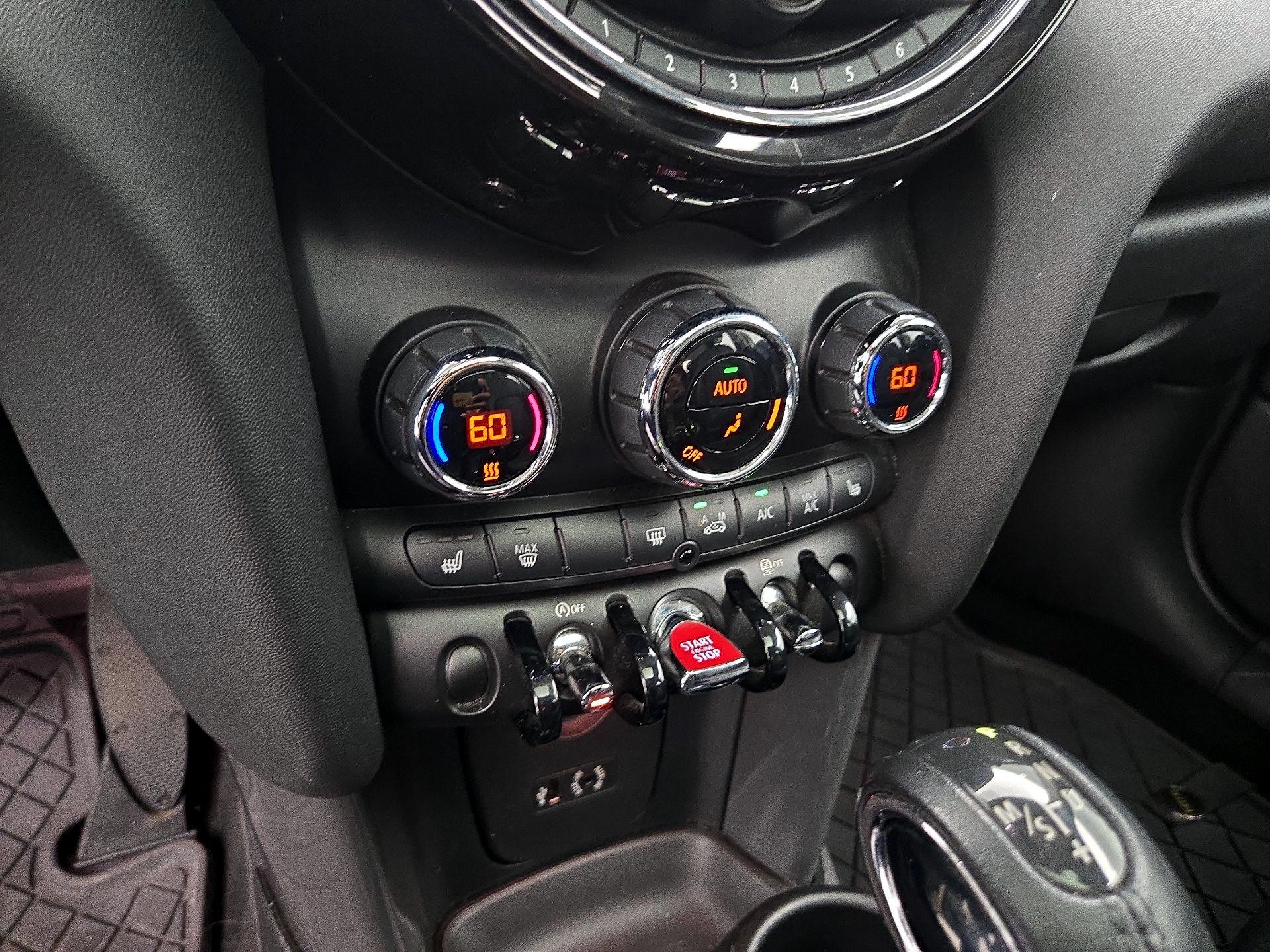 Thumbnail: 2017 MINI Cooper Hardtop - 15