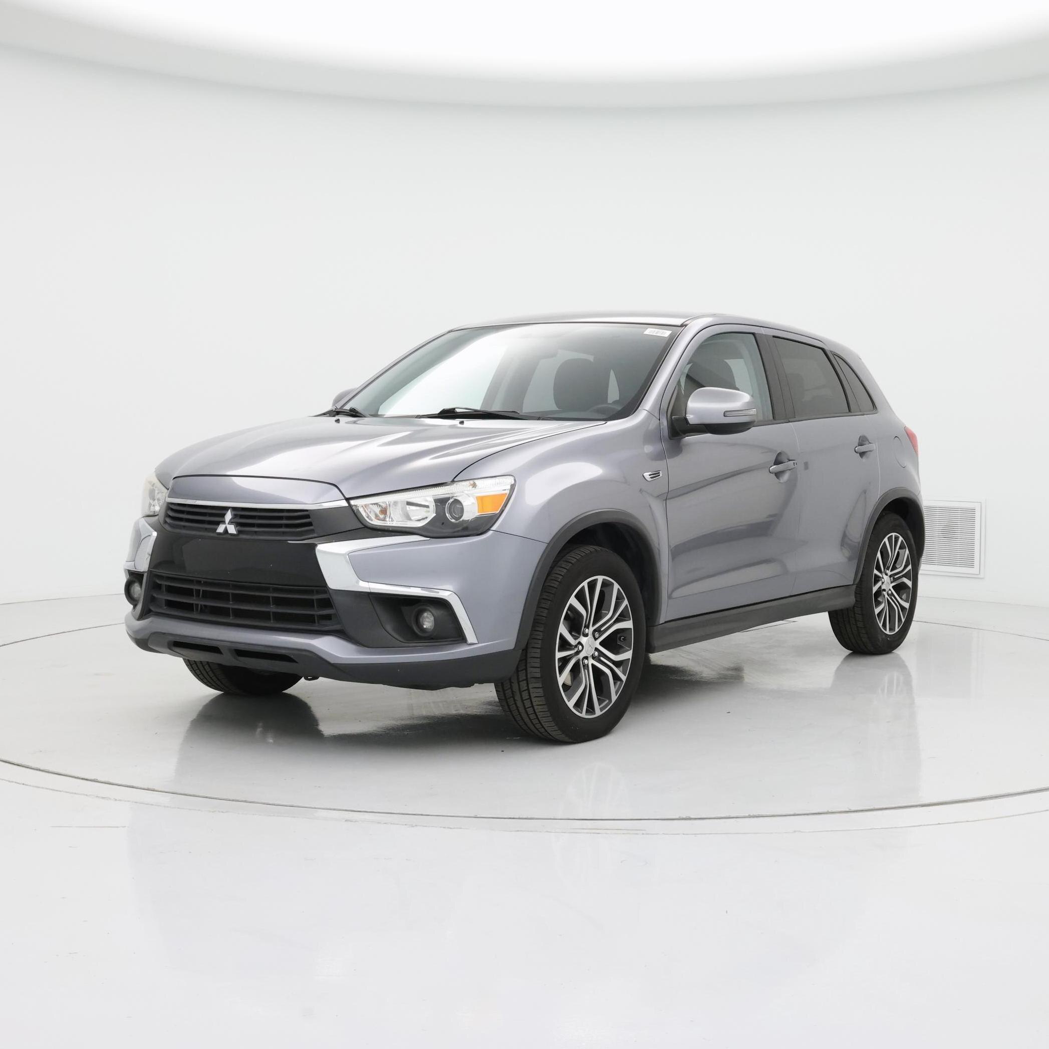 Thumbnail: 2017 Mitsubishi Outlander Sport - 4