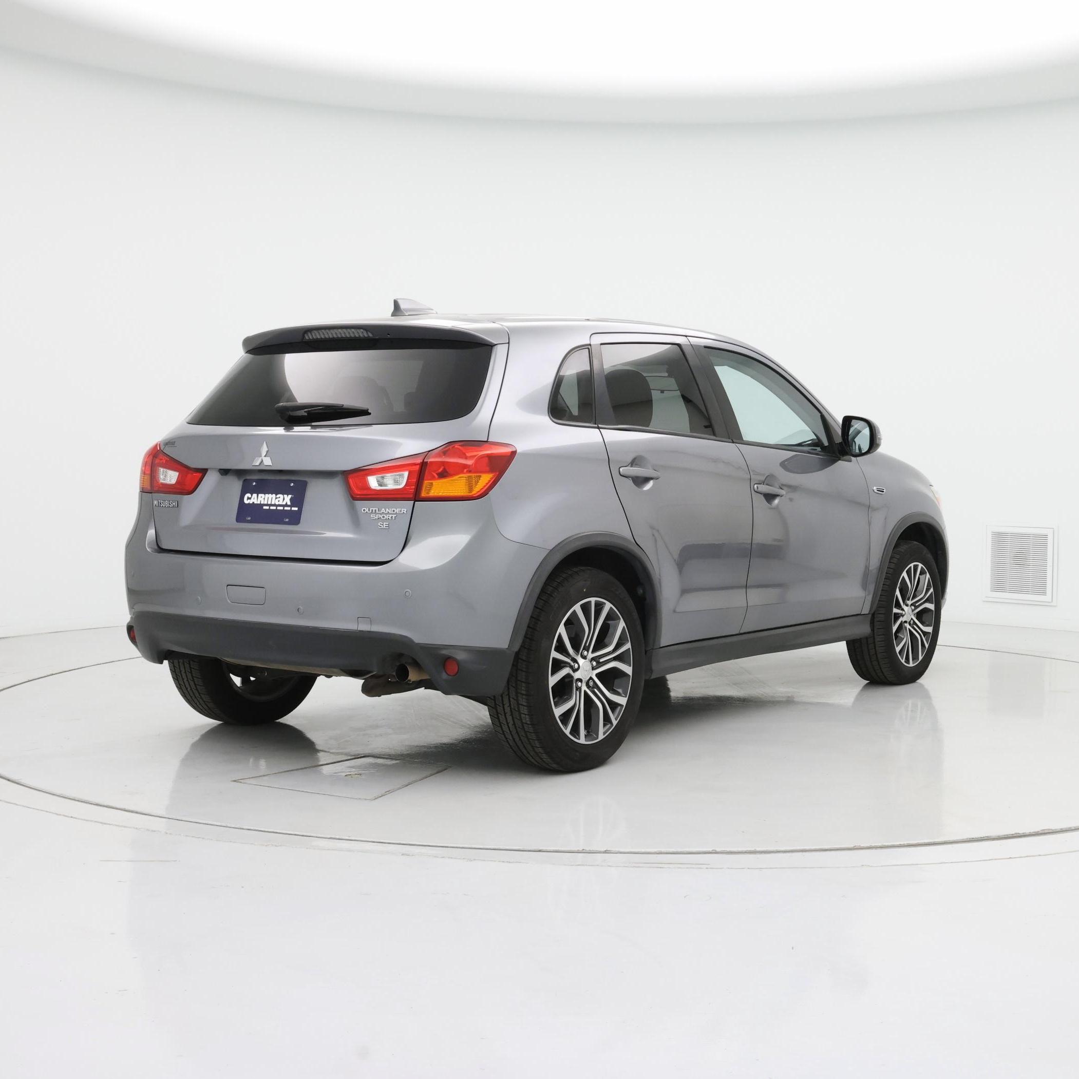 Thumbnail: 2017 Mitsubishi Outlander Sport - 8