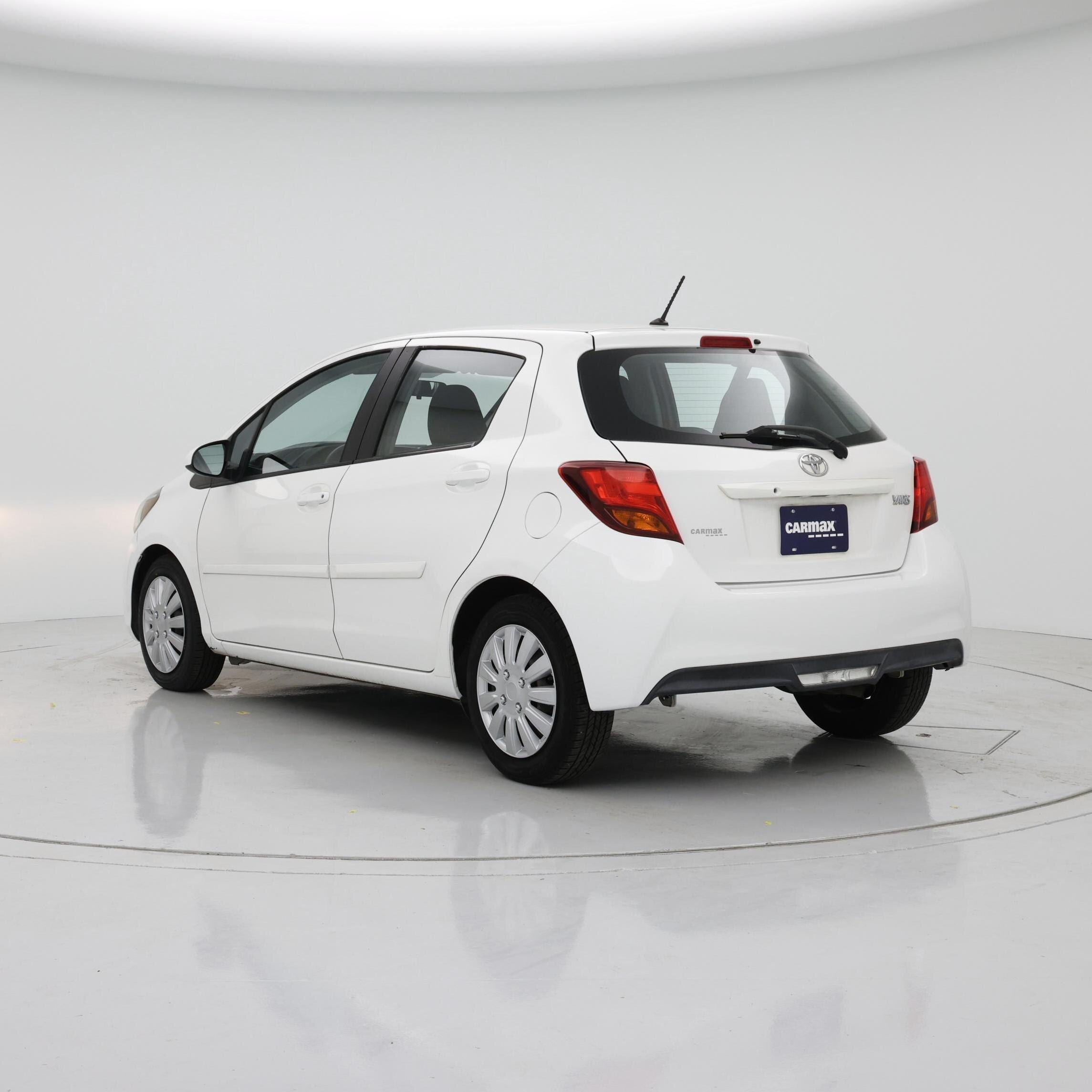 Thumbnail: 2016 Toyota Yaris - 2