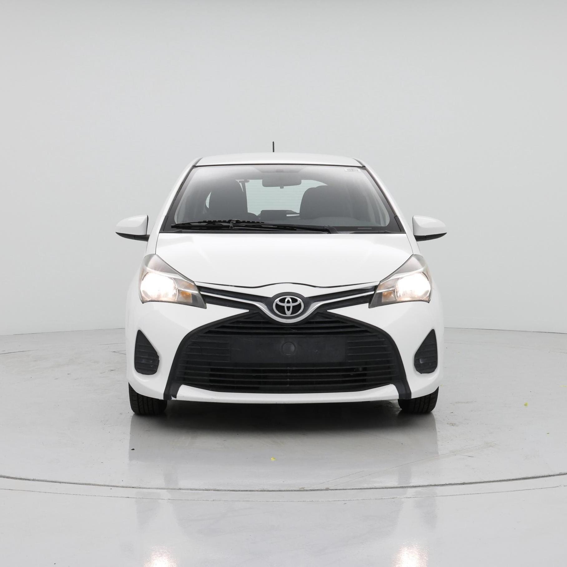 Thumbnail: 2016 Toyota Yaris - 5