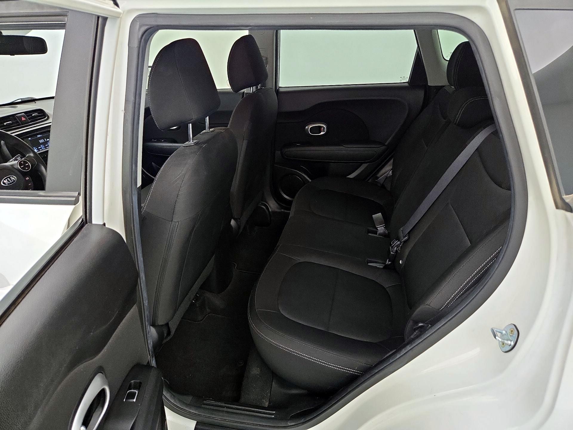 Thumbnail: 2018 Kia Soul - 18