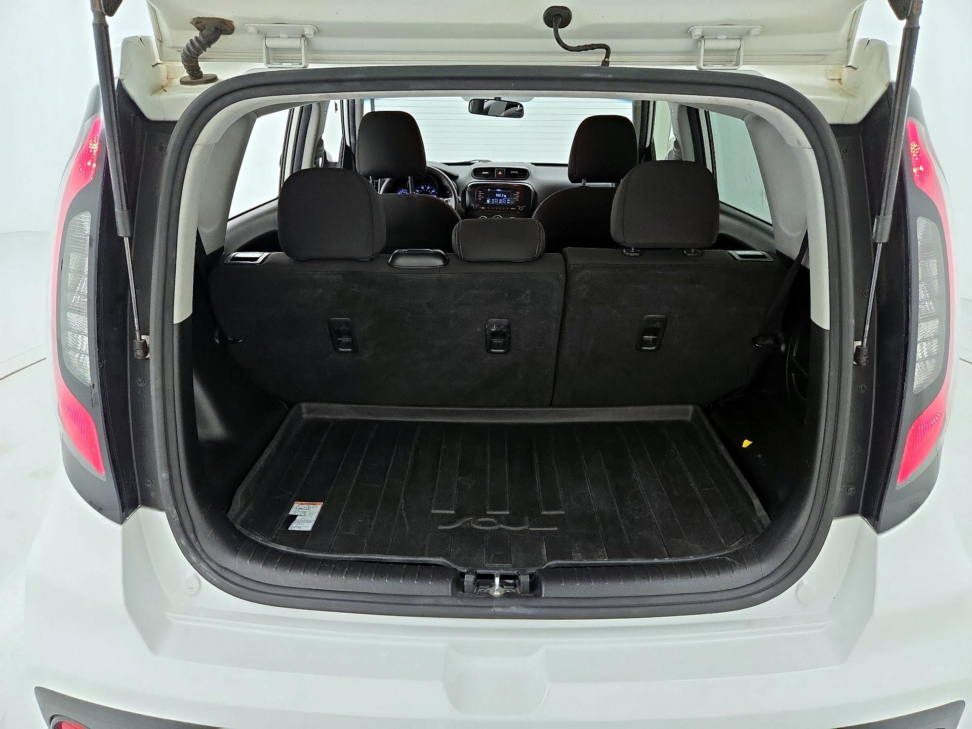 Thumbnail: 2018 Kia Soul - 19