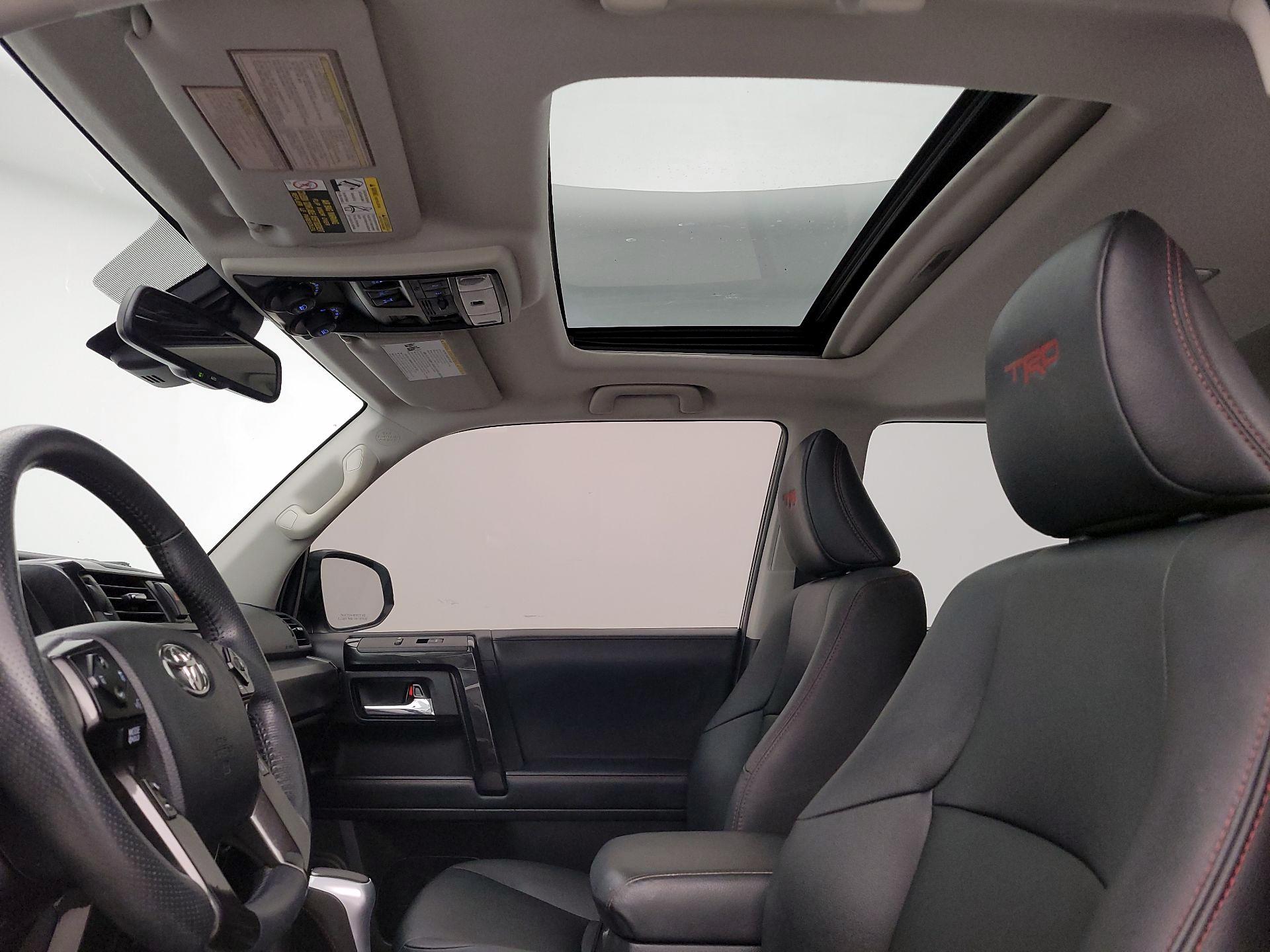 Thumbnail: 2020 Toyota 4Runner - 20