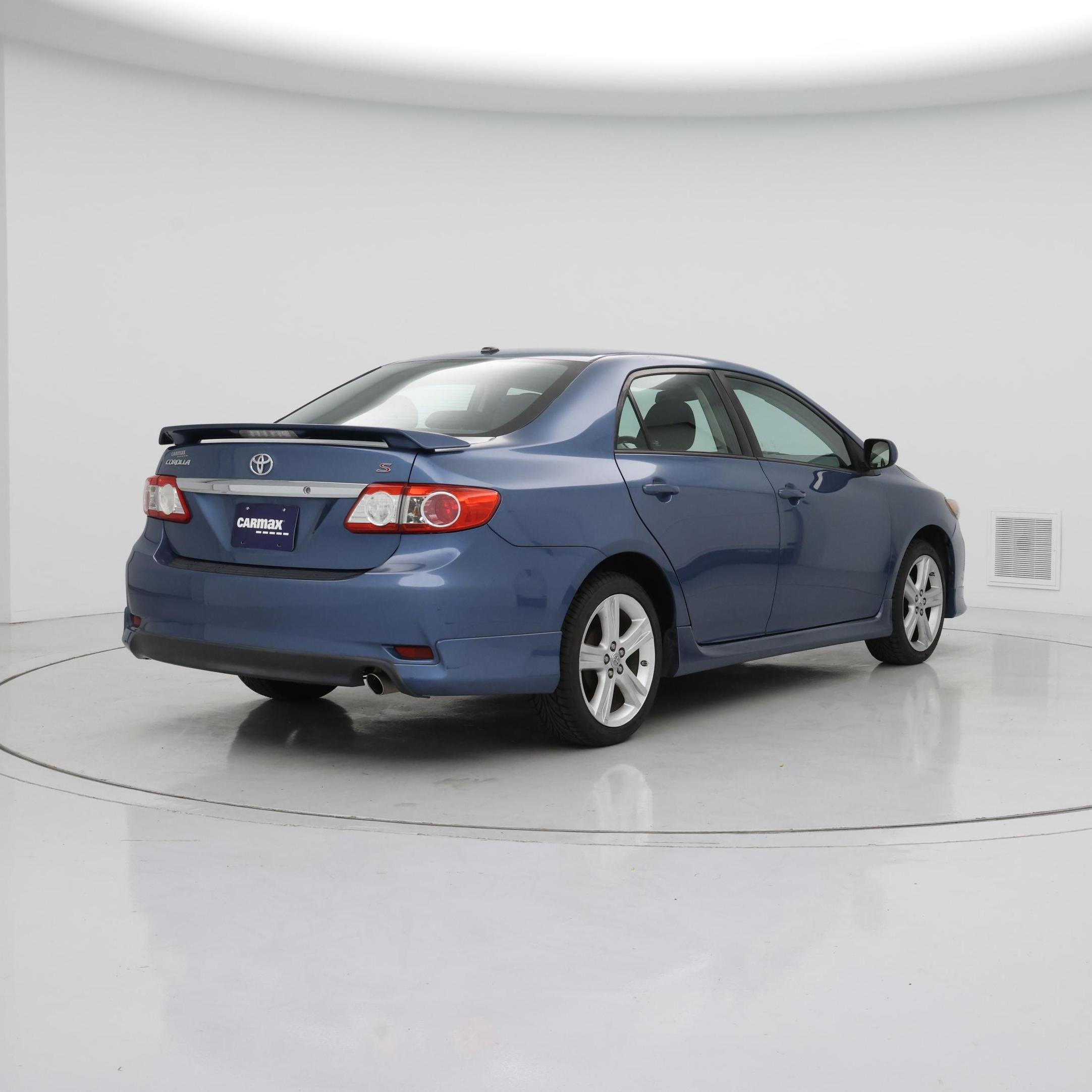 Thumbnail: 2013 Toyota Corolla - 8