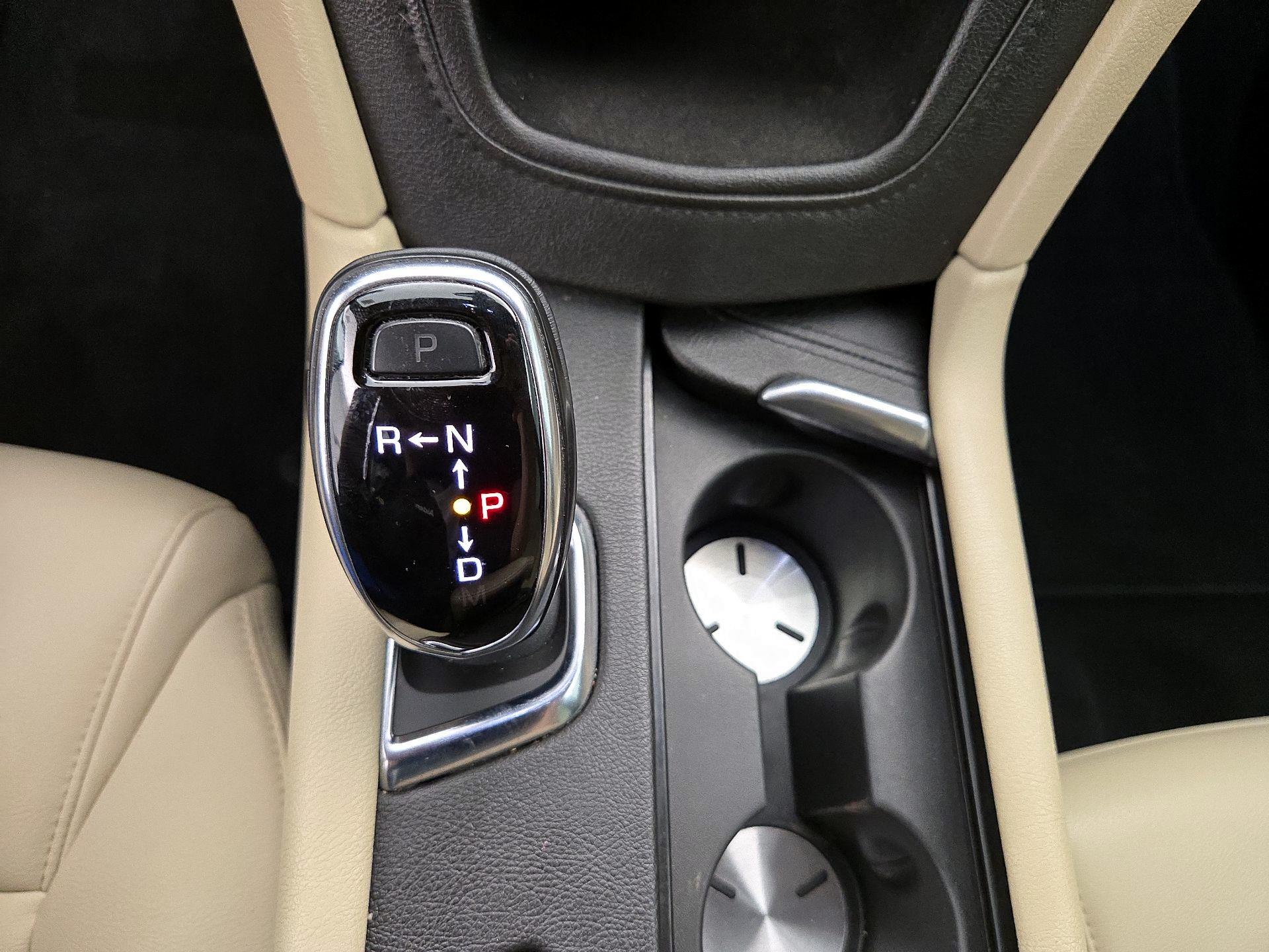 Thumbnail: 2018 Cadillac XT5 - 17