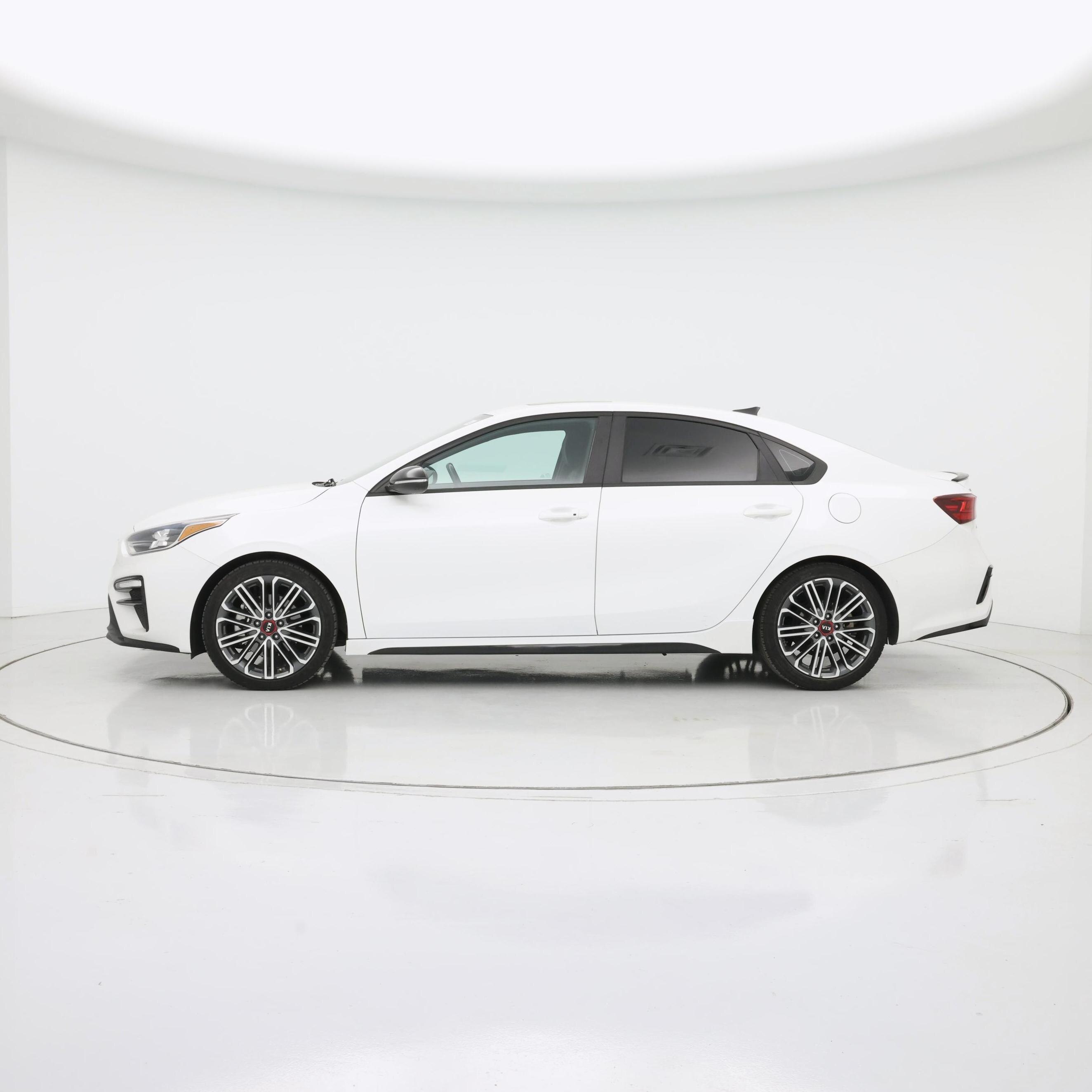 Thumbnail: 2020 Kia Forte - 3