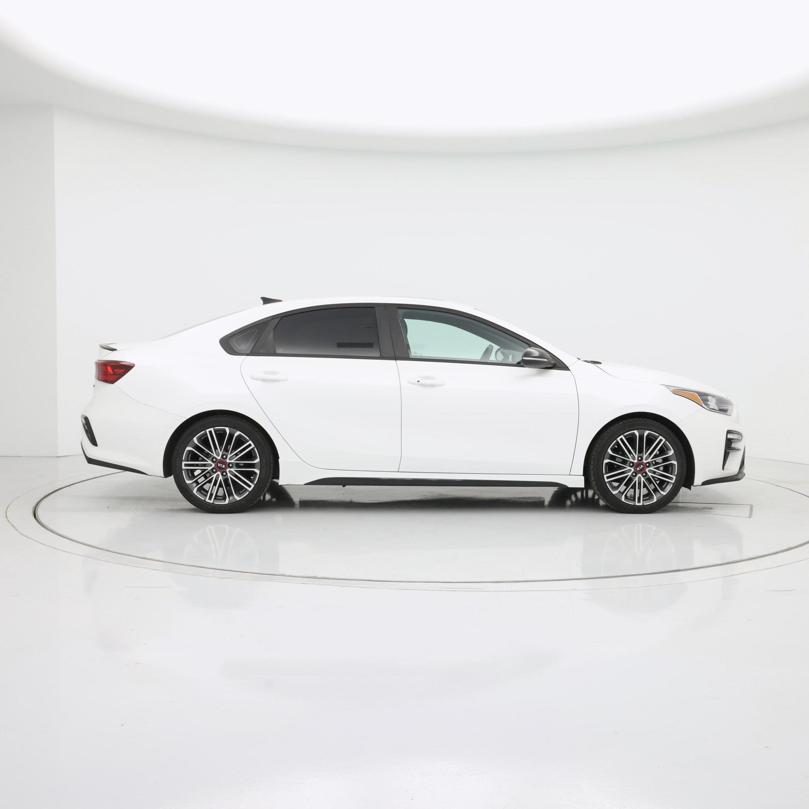 Thumbnail: 2020 Kia Forte - 7