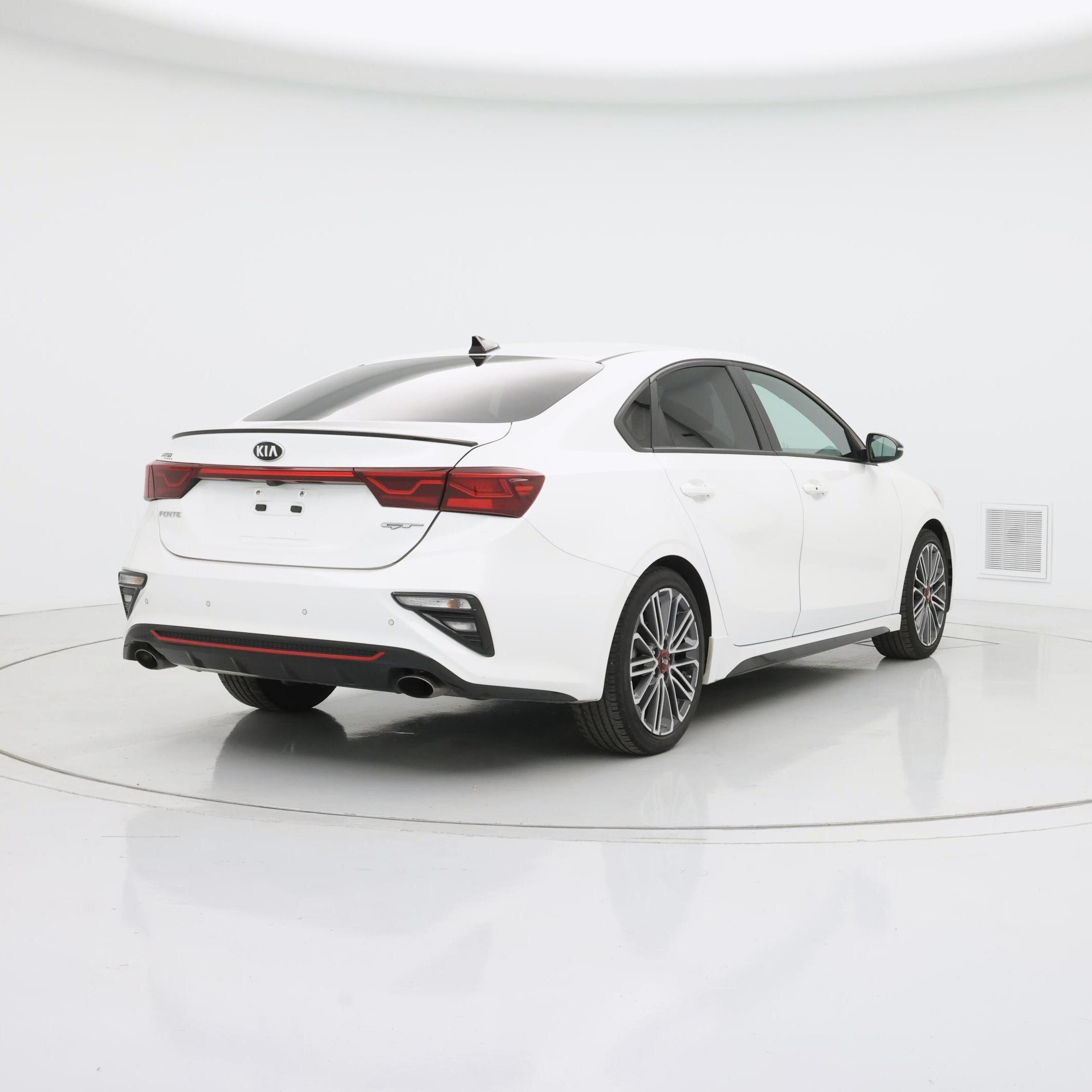 Thumbnail: 2020 Kia Forte - 8