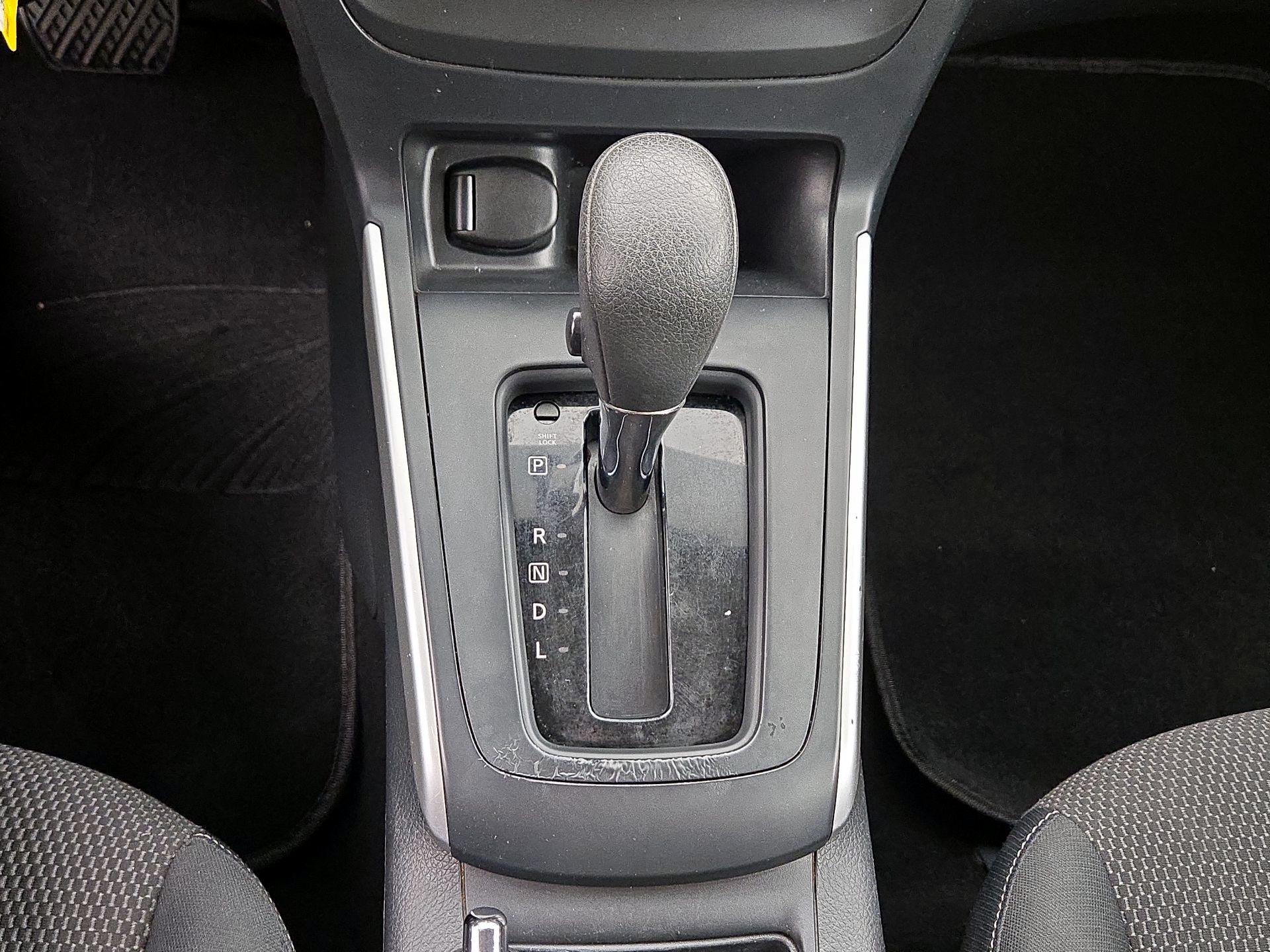 Thumbnail: 2016 Nissan Sentra - 16