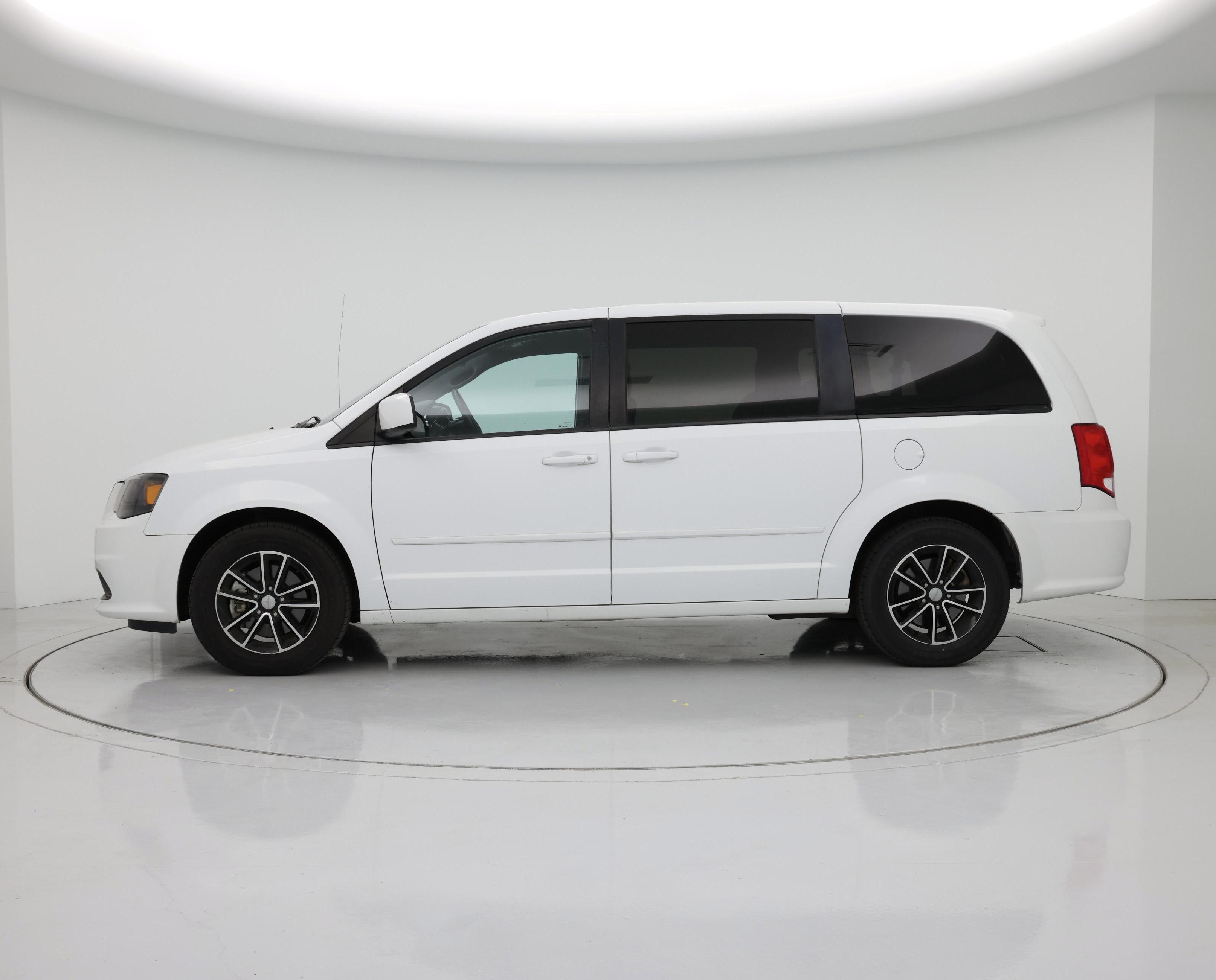 Thumbnail: 2017 Dodge Grand Caravan - 3
