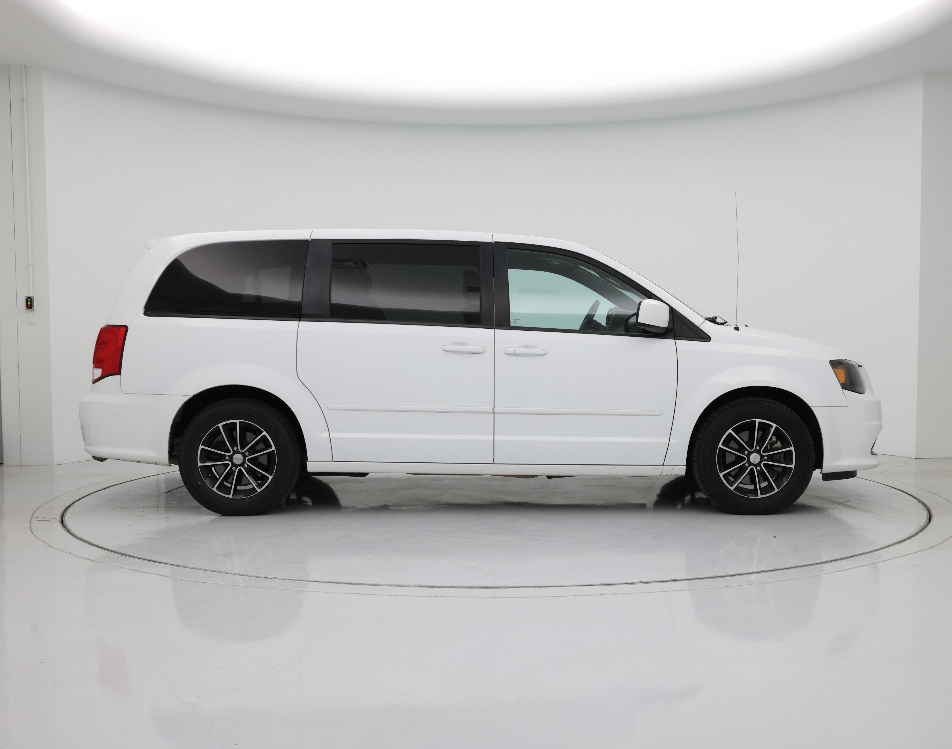 Thumbnail: 2017 Dodge Grand Caravan - 7
