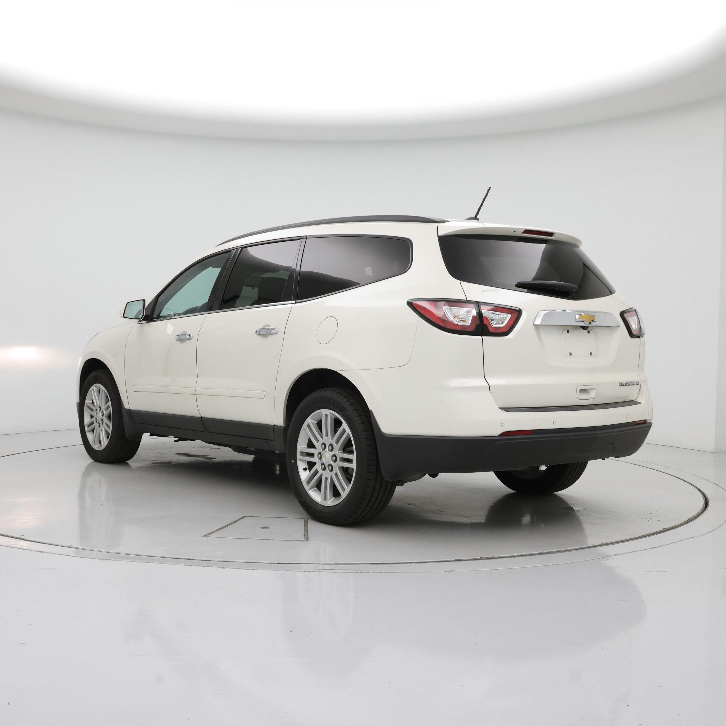 Thumbnail: 2015 Chevrolet Traverse - 2