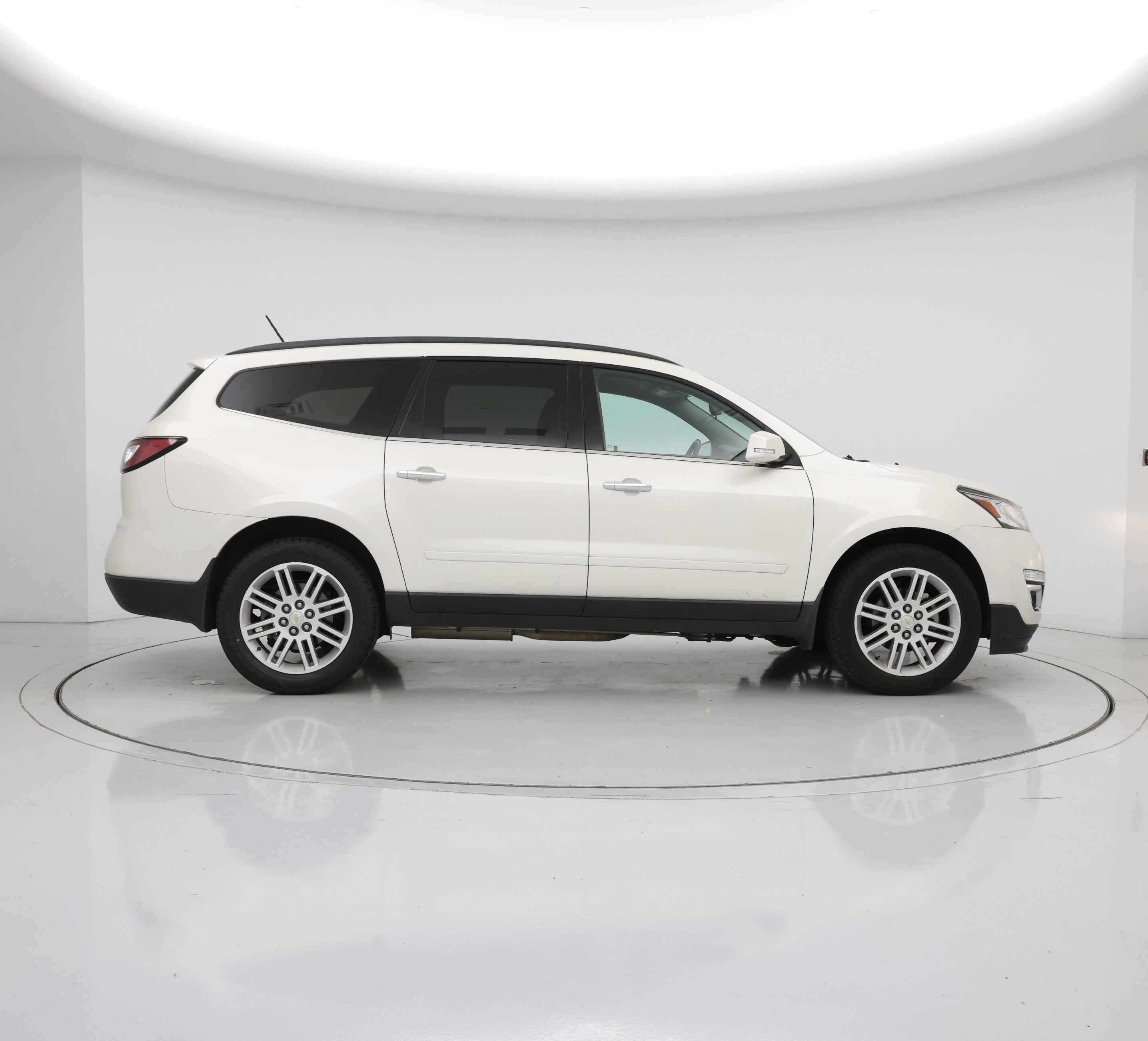 Thumbnail: 2015 Chevrolet Traverse - 7