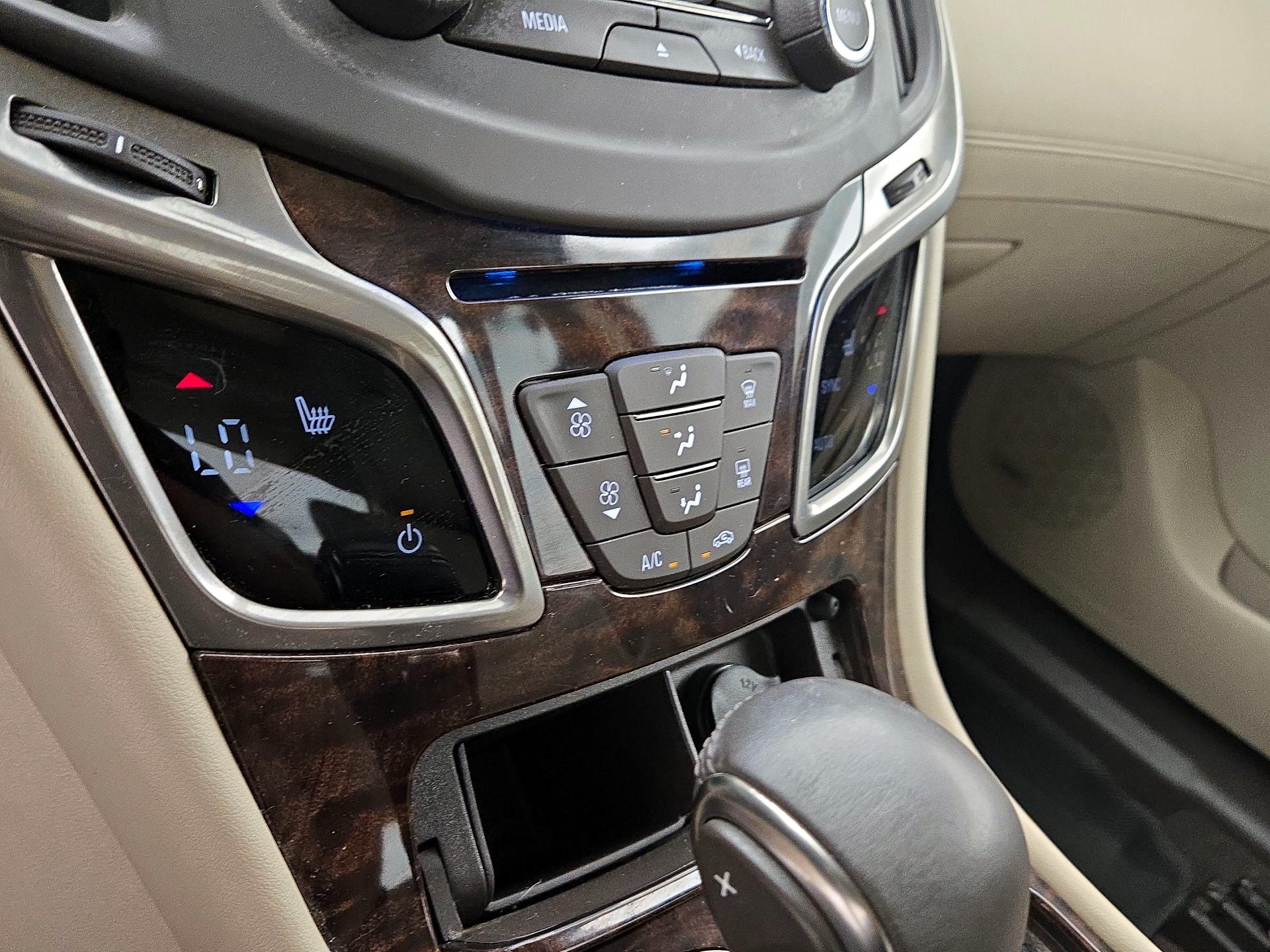 Thumbnail: 2016 Buick LaCrosse - 16