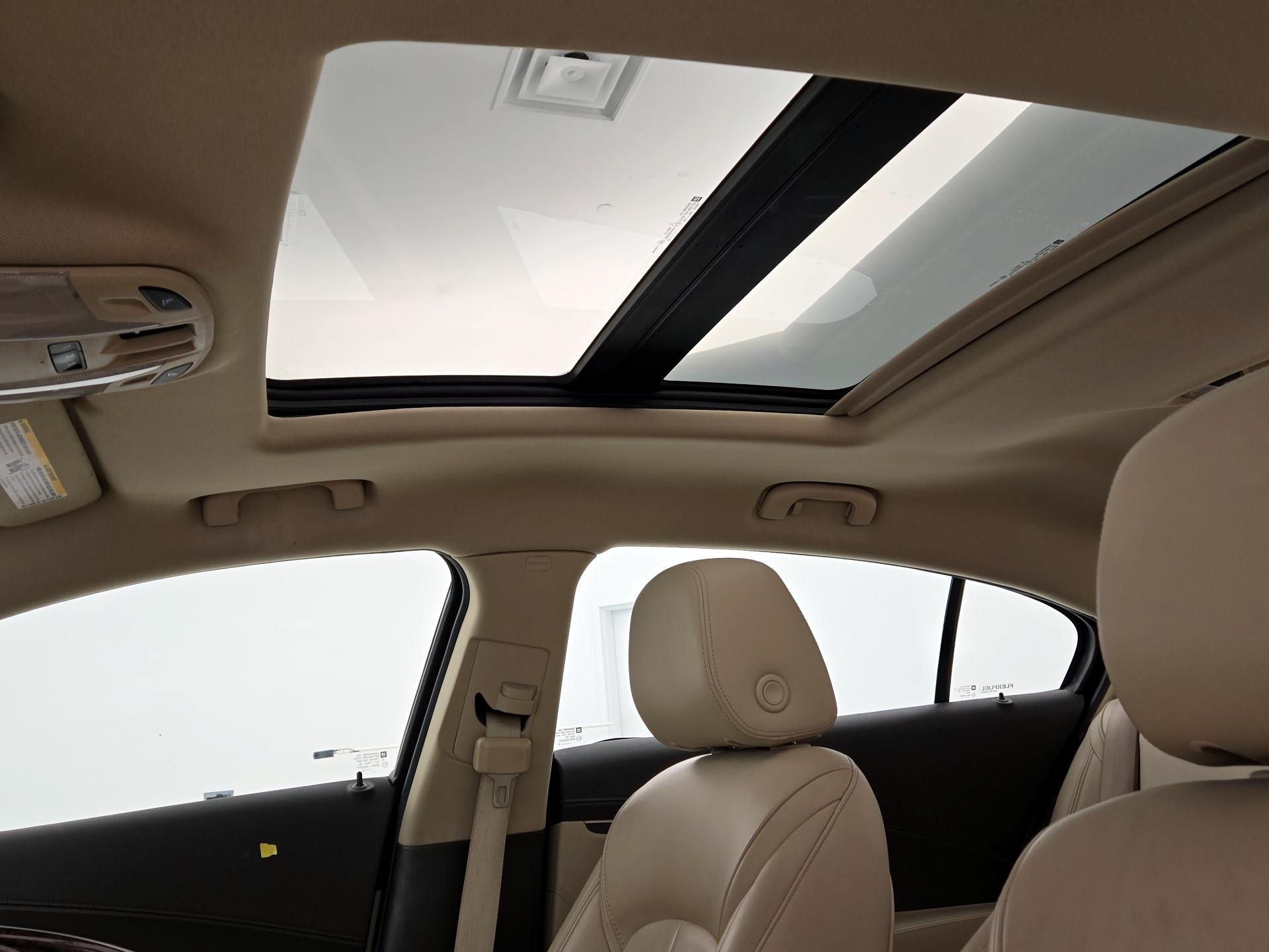 Thumbnail: 2016 Buick LaCrosse - 19