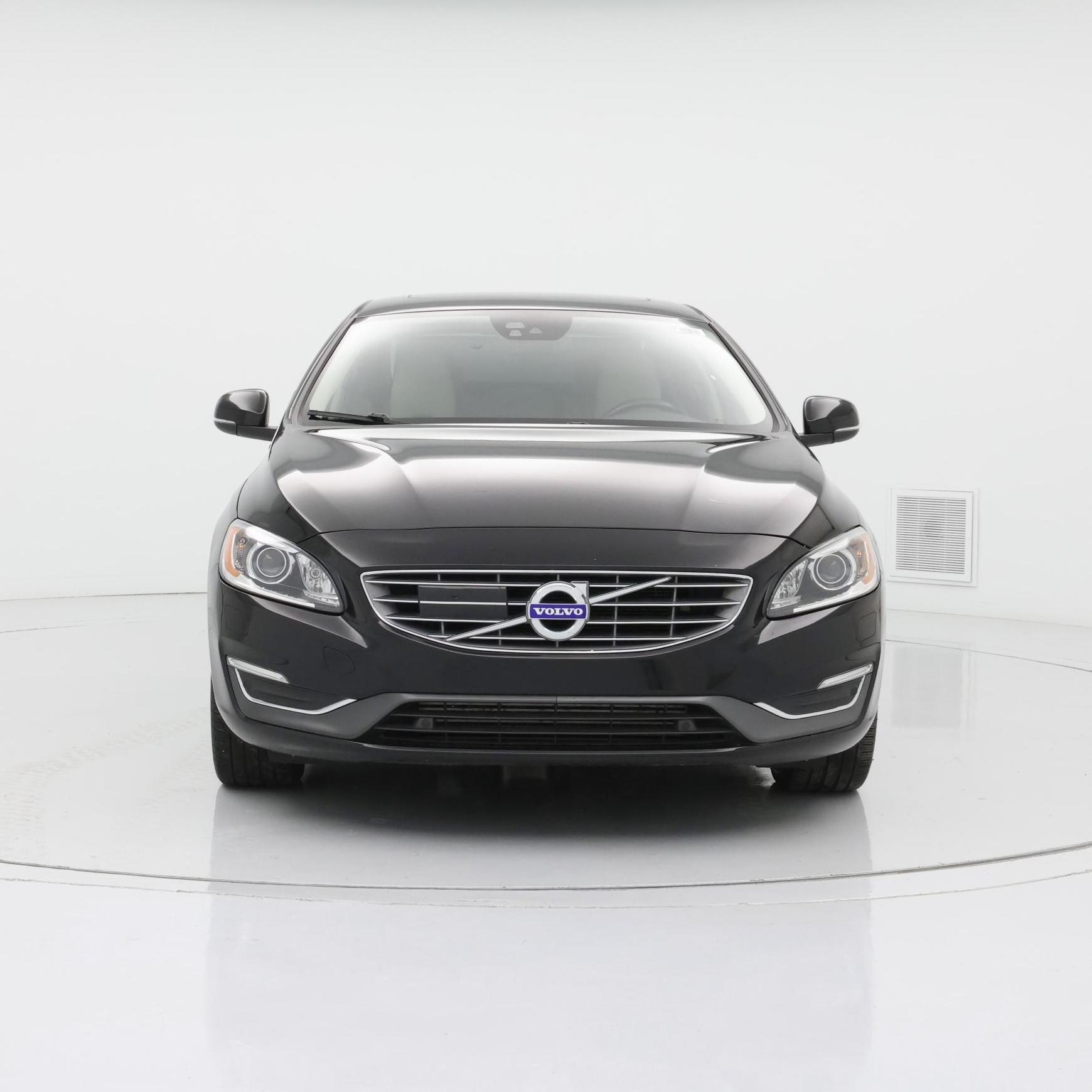 Thumbnail: 2018 Volvo S60 - 5