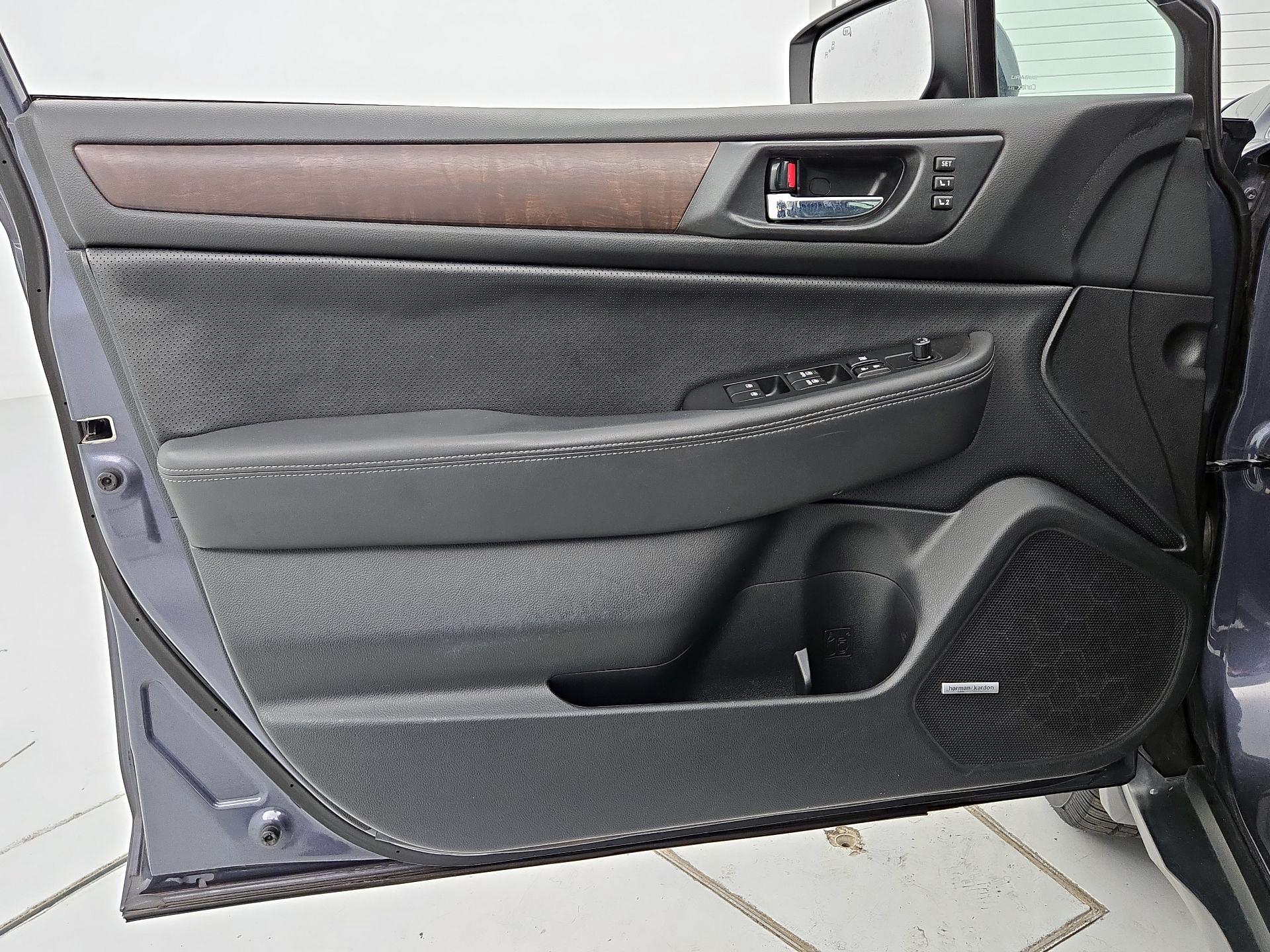 Thumbnail: 2015 Subaru Outback - 12