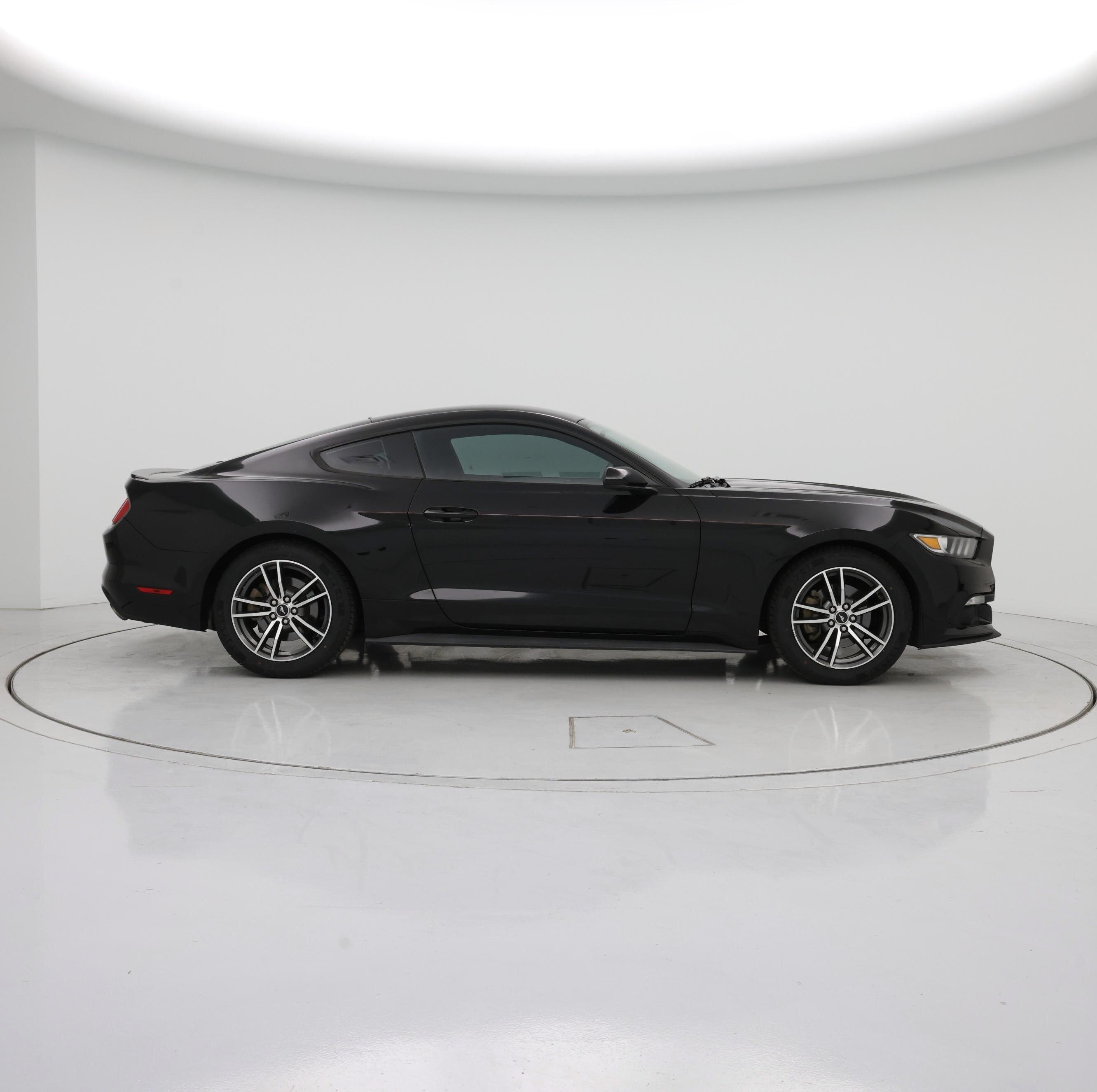 Thumbnail: 2015 Ford Mustang - 7
