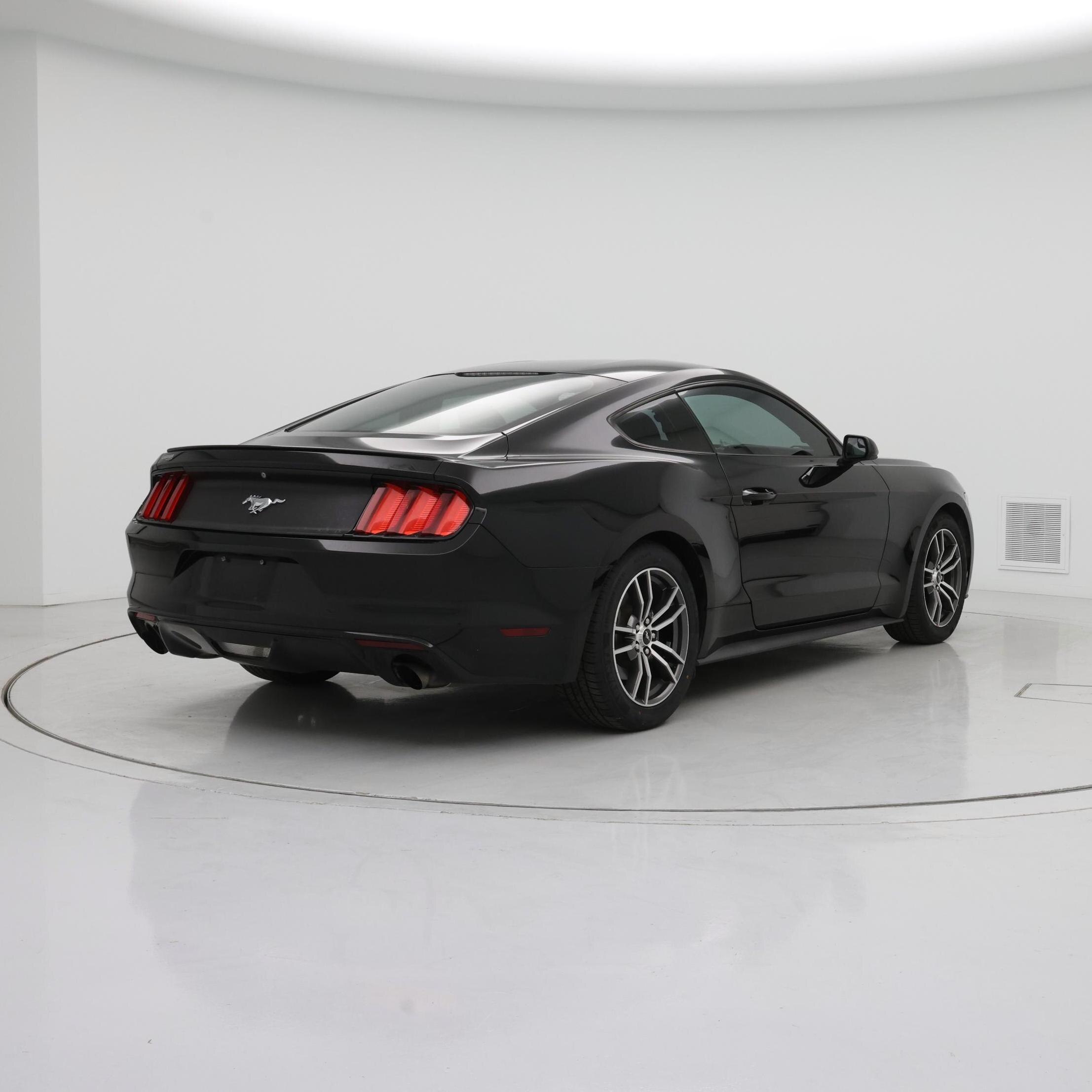 Thumbnail: 2015 Ford Mustang - 8