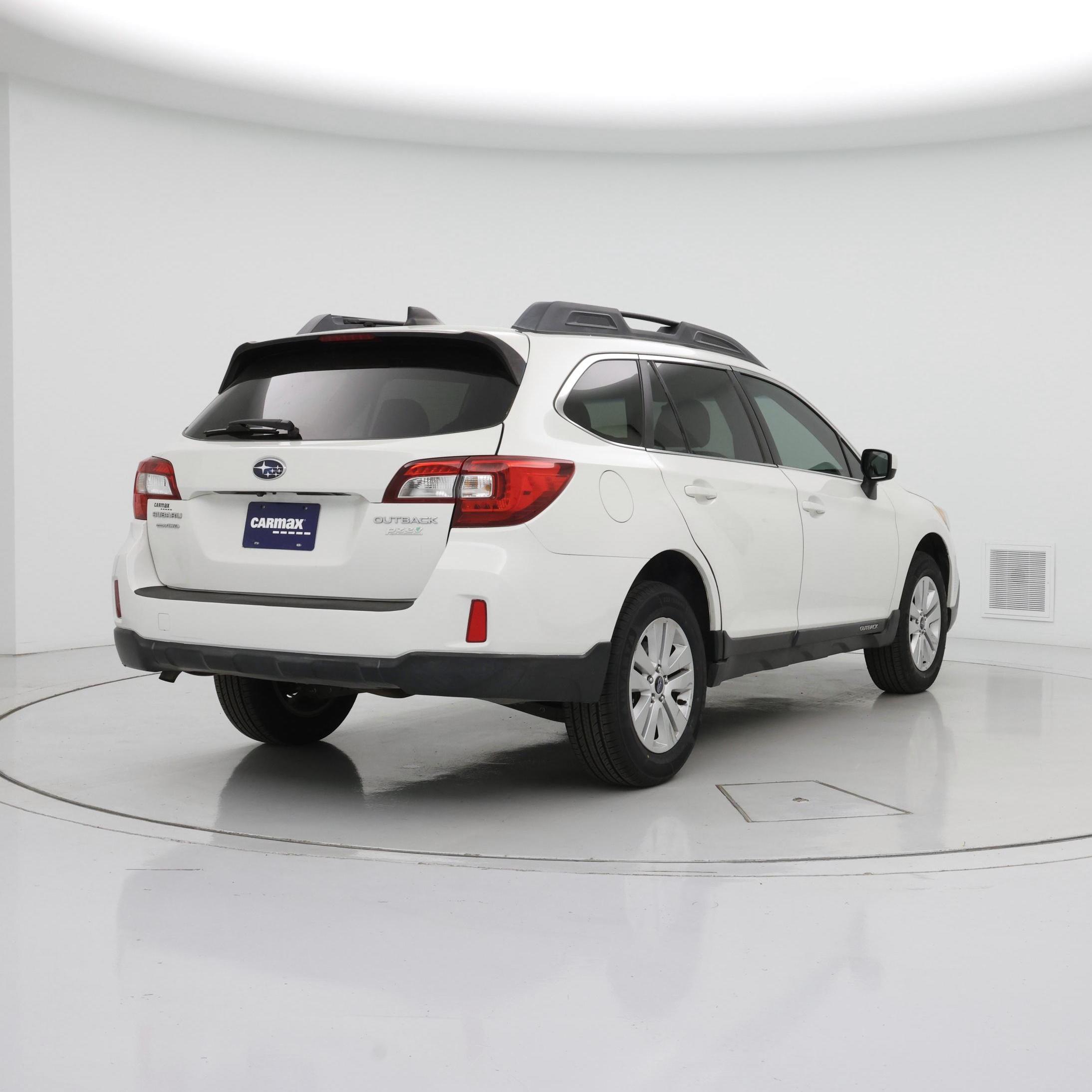 Thumbnail: 2017 Subaru Outback - 8