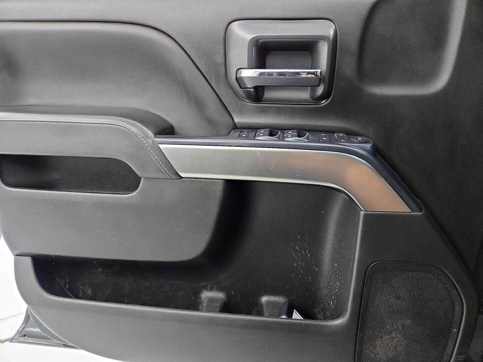 Thumbnail: 2019 Chevrolet Silverado 1500 - 12