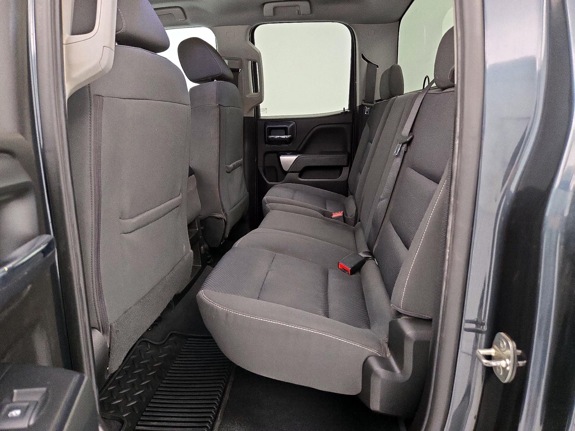 Thumbnail: 2019 Chevrolet Silverado 1500 - 19