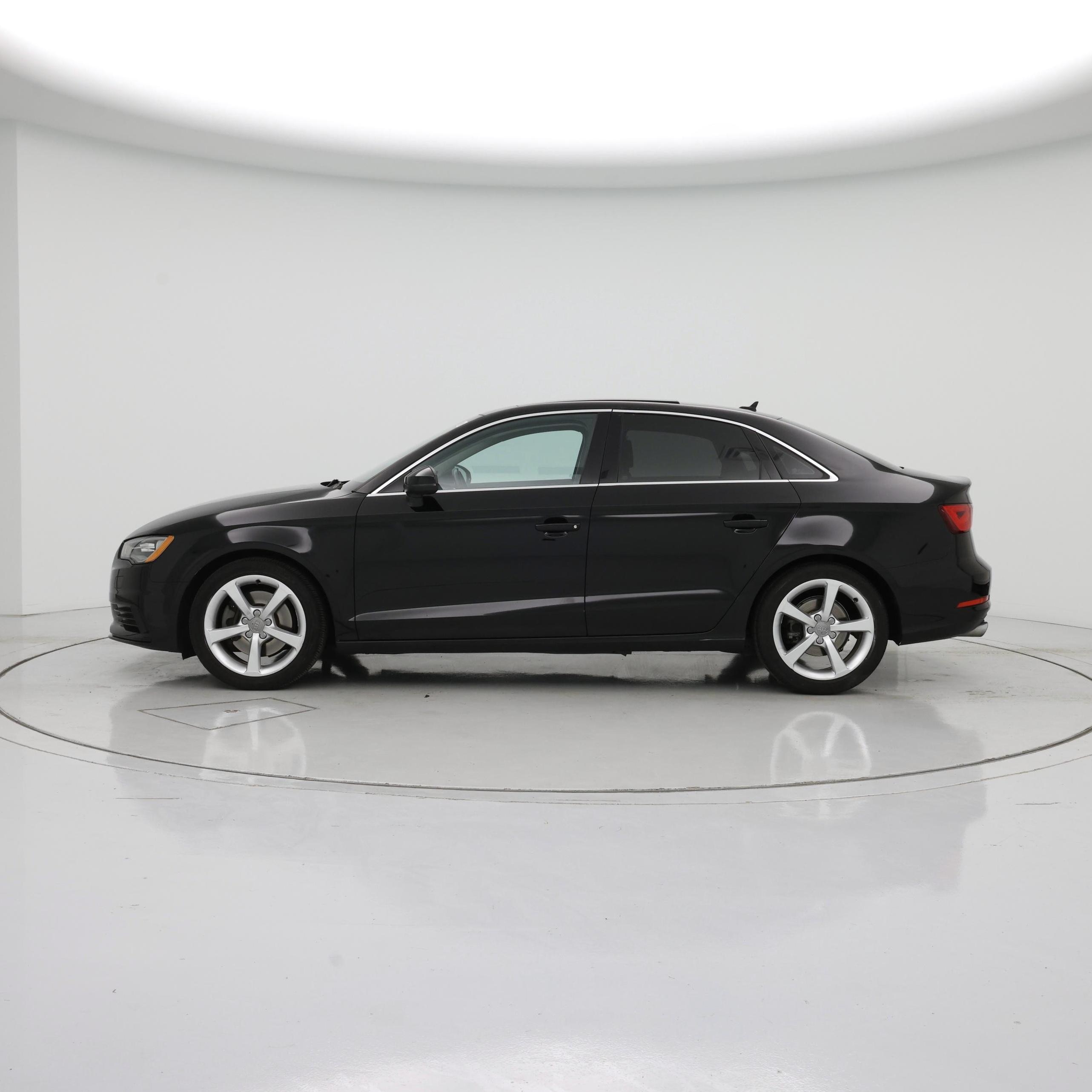 Thumbnail: 2015 Audi A3 - 3