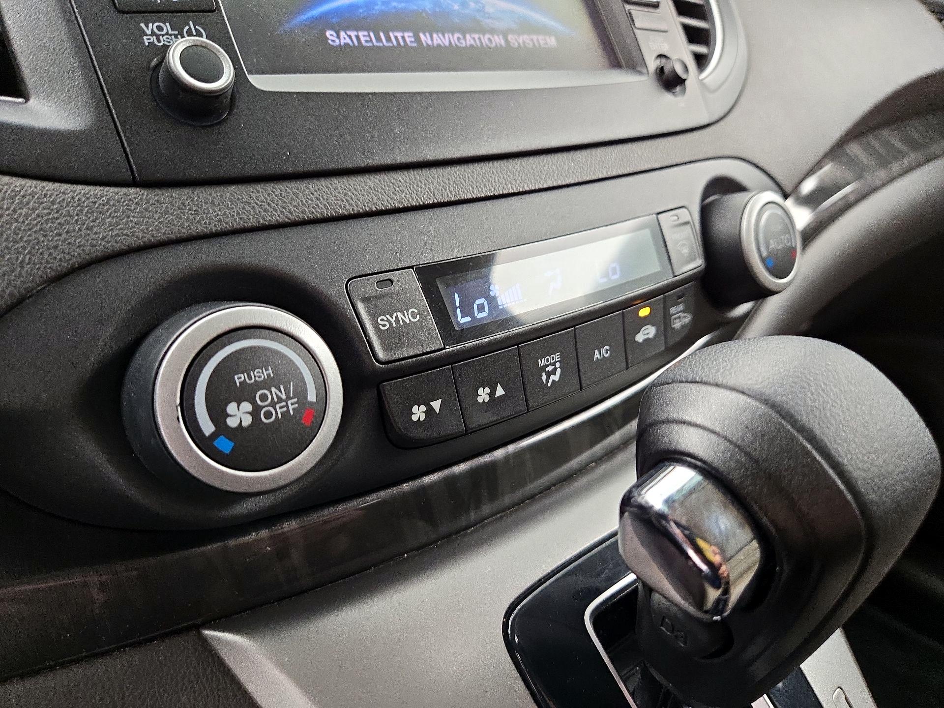 Thumbnail: 2014 Honda CR-V - 17