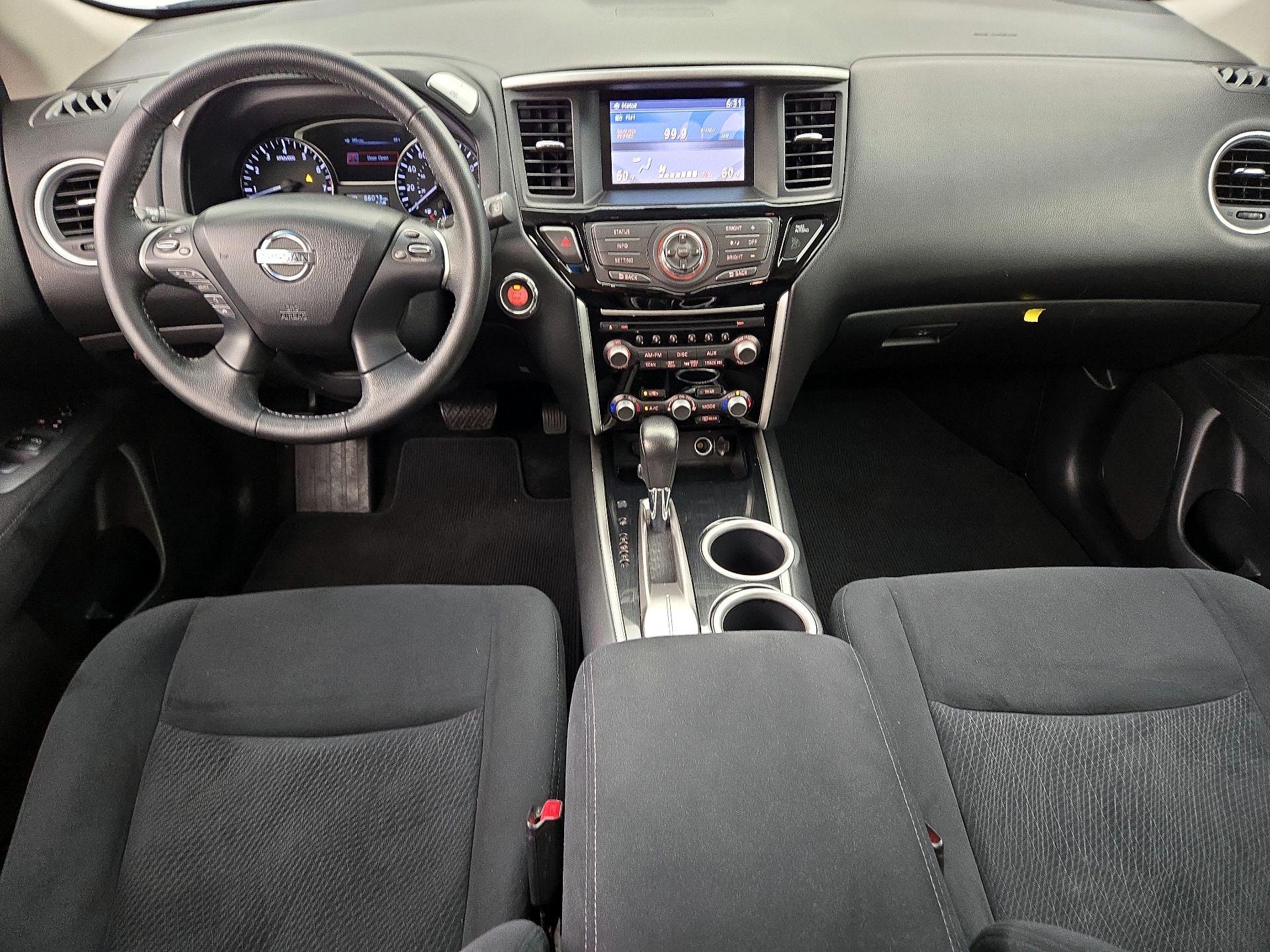 Thumbnail: 2013 Nissan Pathfinder - 9