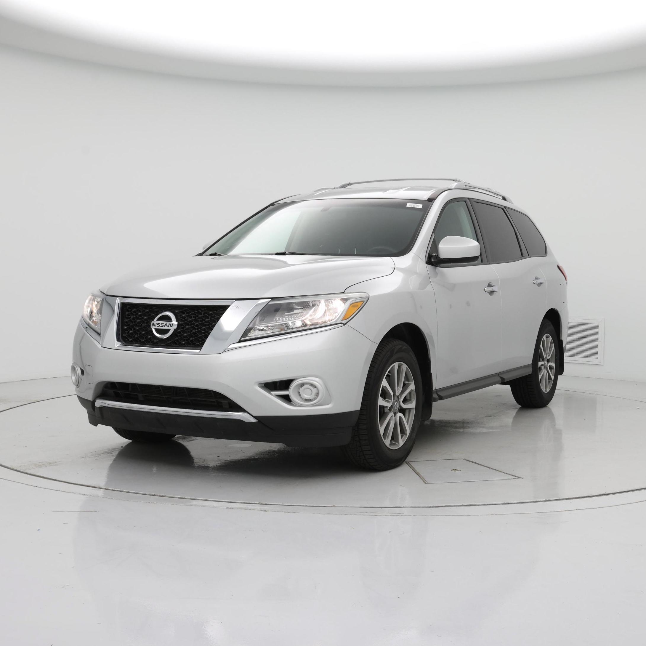 Thumbnail: 2013 Nissan Pathfinder - 4