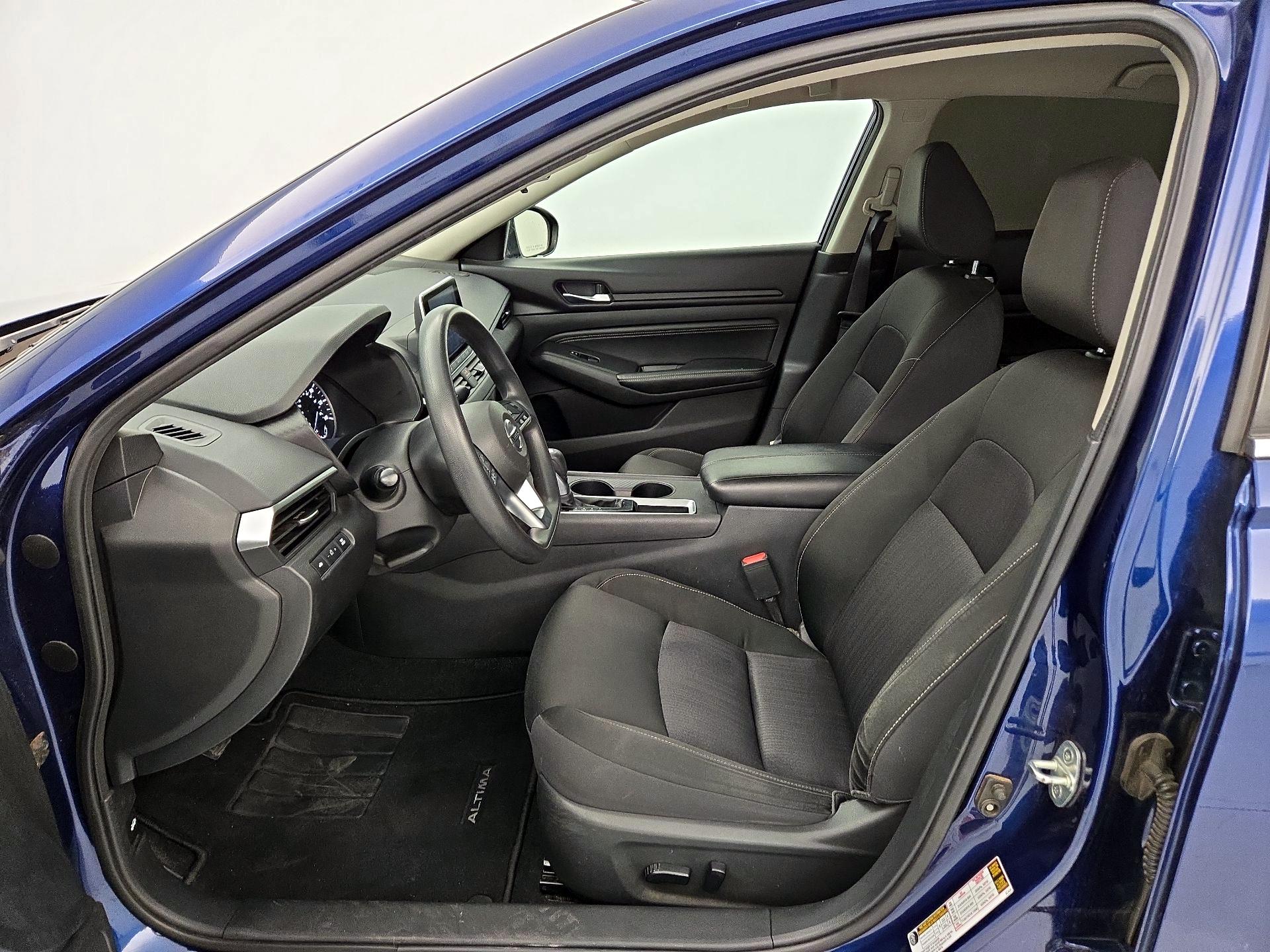 Thumbnail: 2019 Nissan Altima - 11