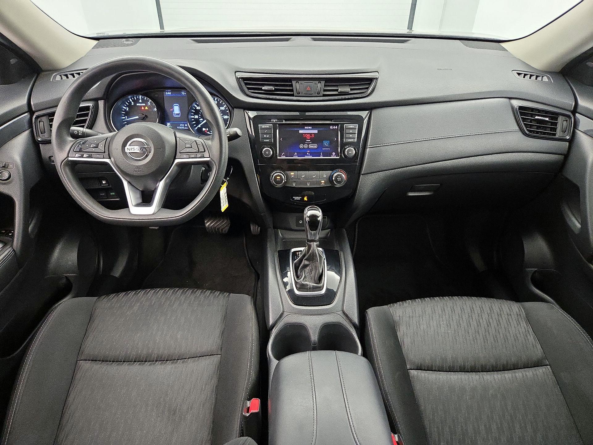 Thumbnail: 2018 Nissan Rogue - 9