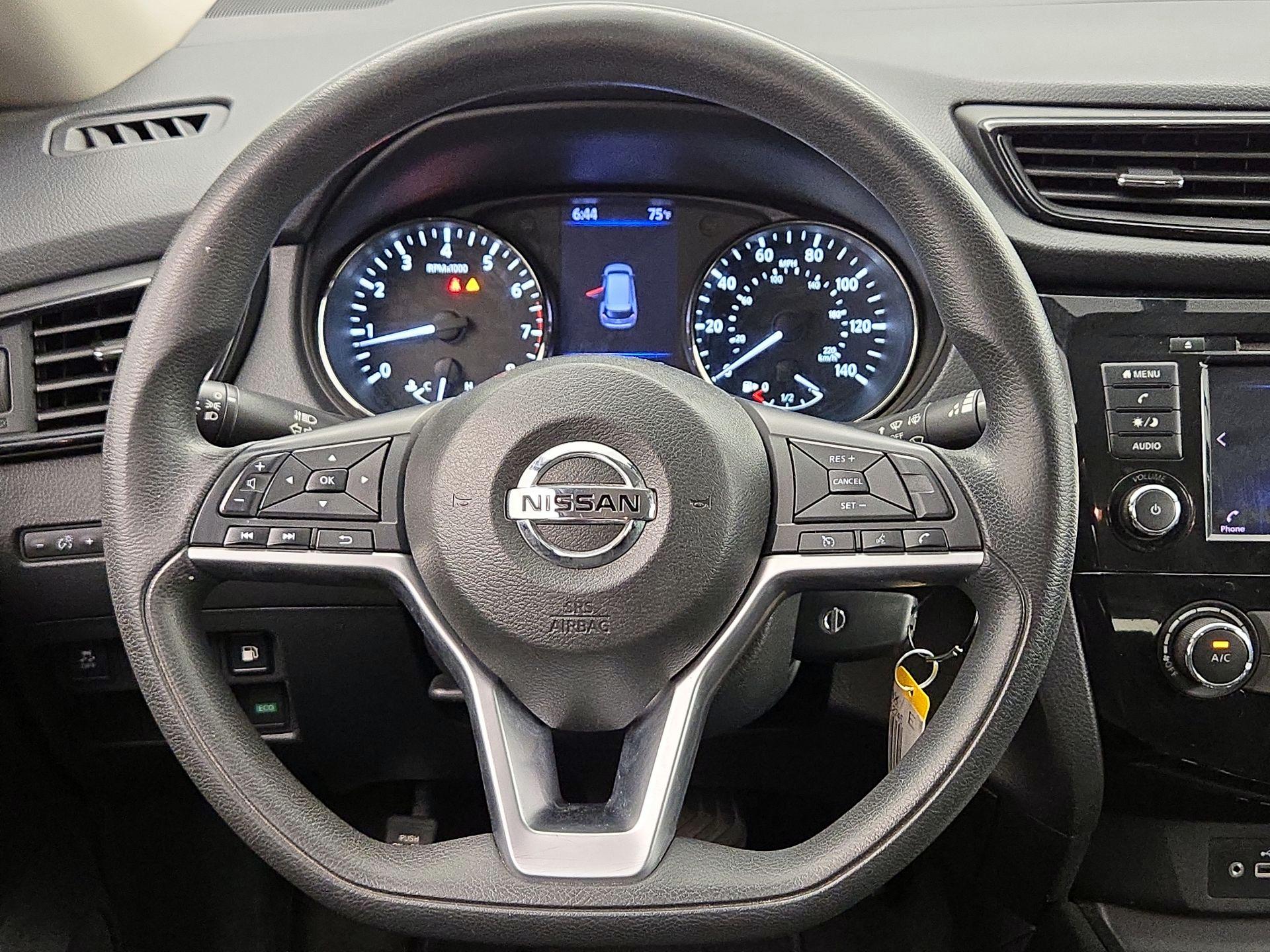 Thumbnail: 2018 Nissan Rogue - 10