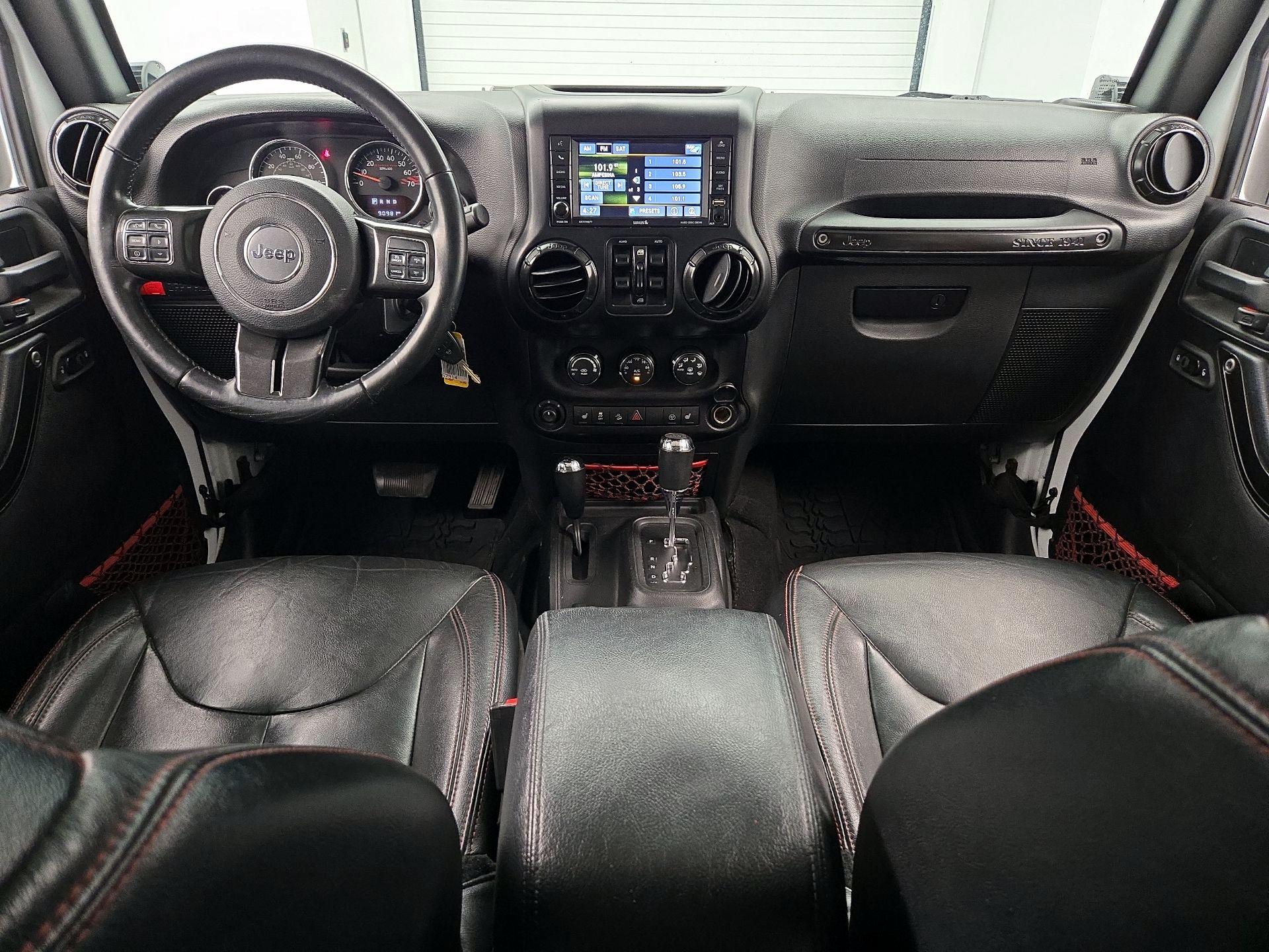 Thumbnail: 2017 Jeep Wrangler - 9