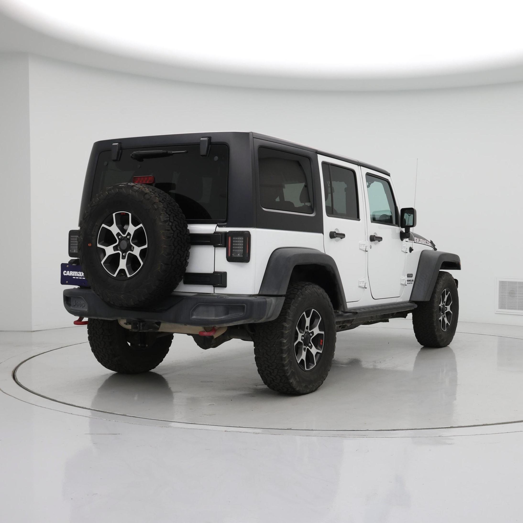 Thumbnail: 2017 Jeep Wrangler - 8