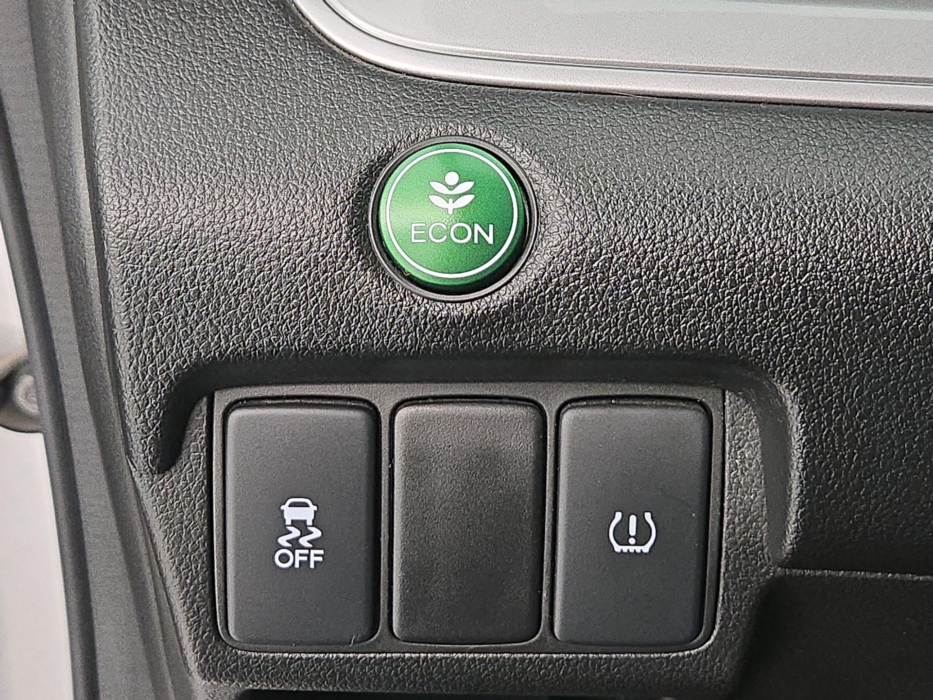 Thumbnail: 2015 Honda CR-V - 13