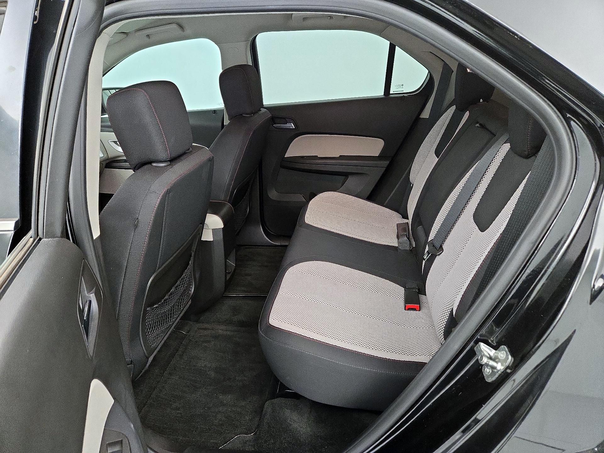 Thumbnail: 2015 Chevrolet Equinox - 18