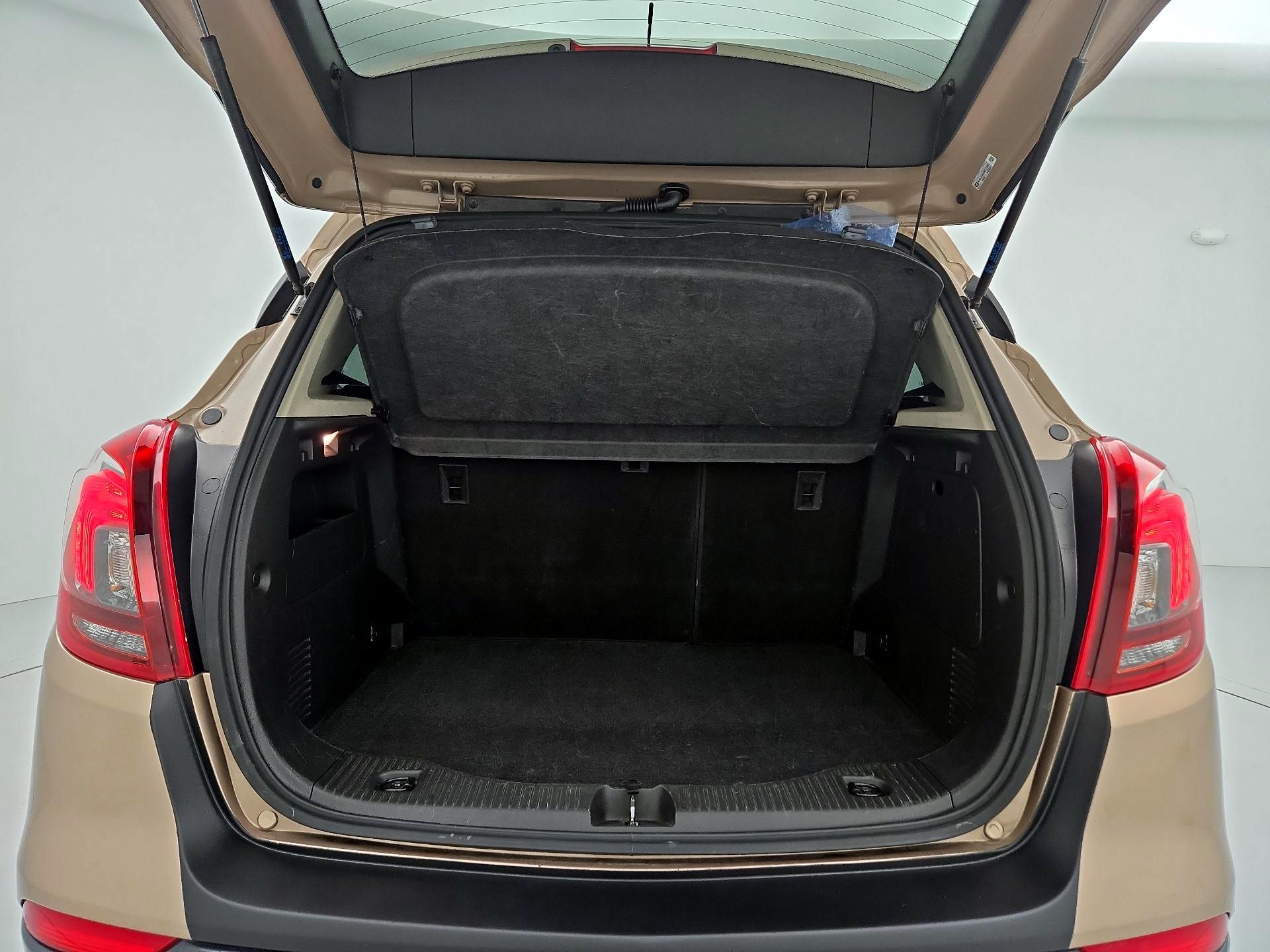 Thumbnail: 2018 Buick Encore - 20