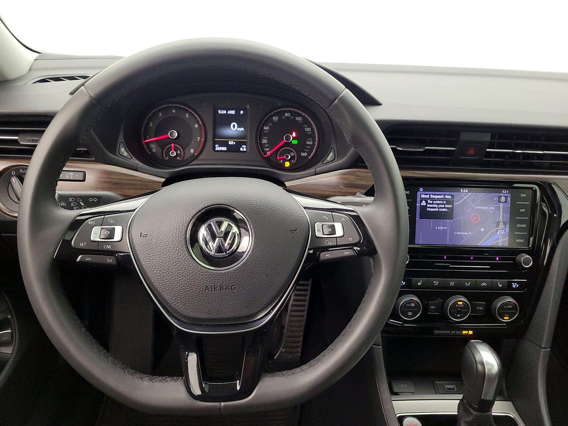Thumbnail: 2022 Volkswagen Passat - 10