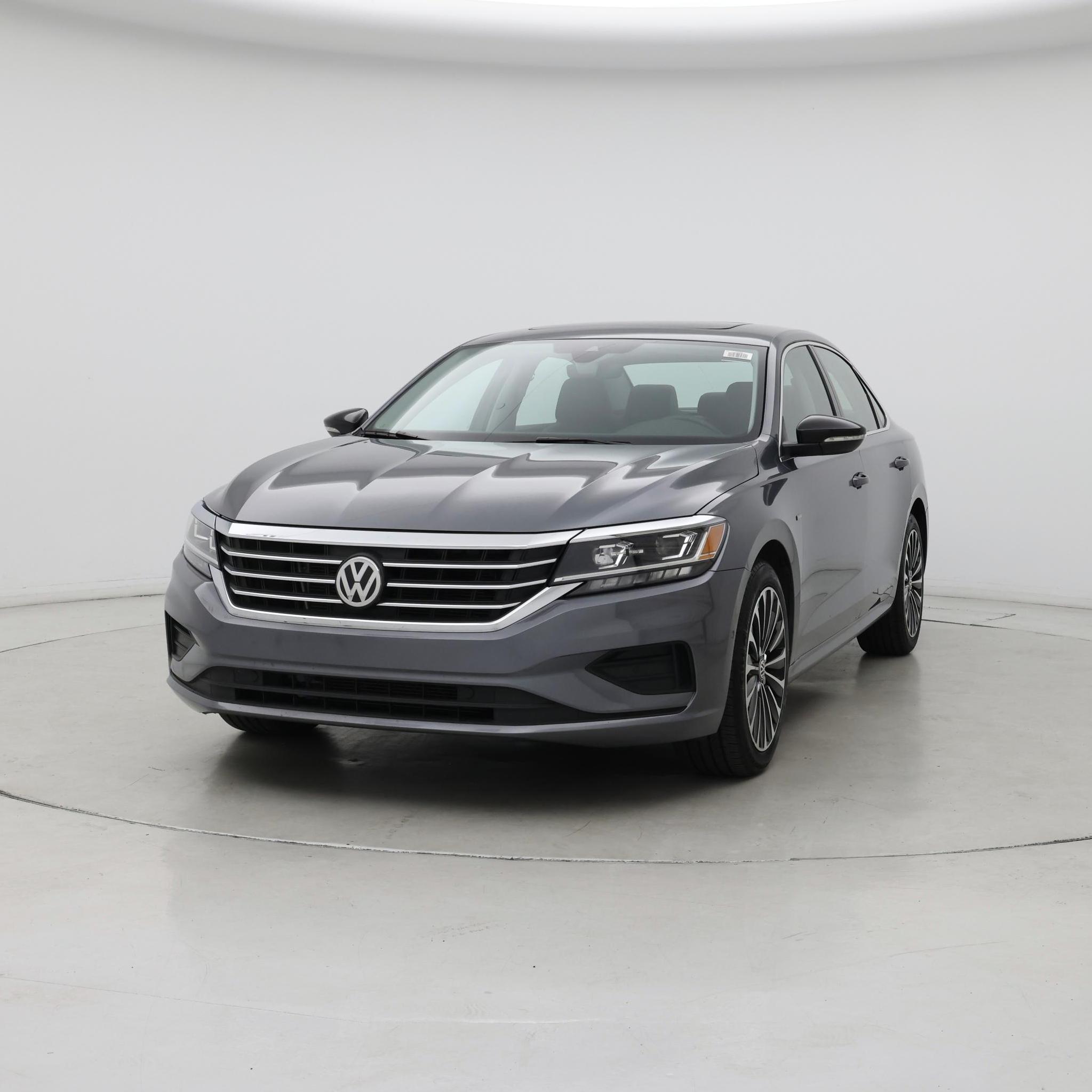 Thumbnail: 2022 Volkswagen Passat - 4