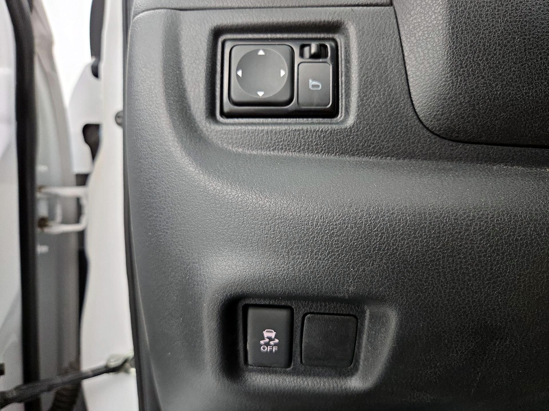 Thumbnail: 2018 Nissan Versa - 13