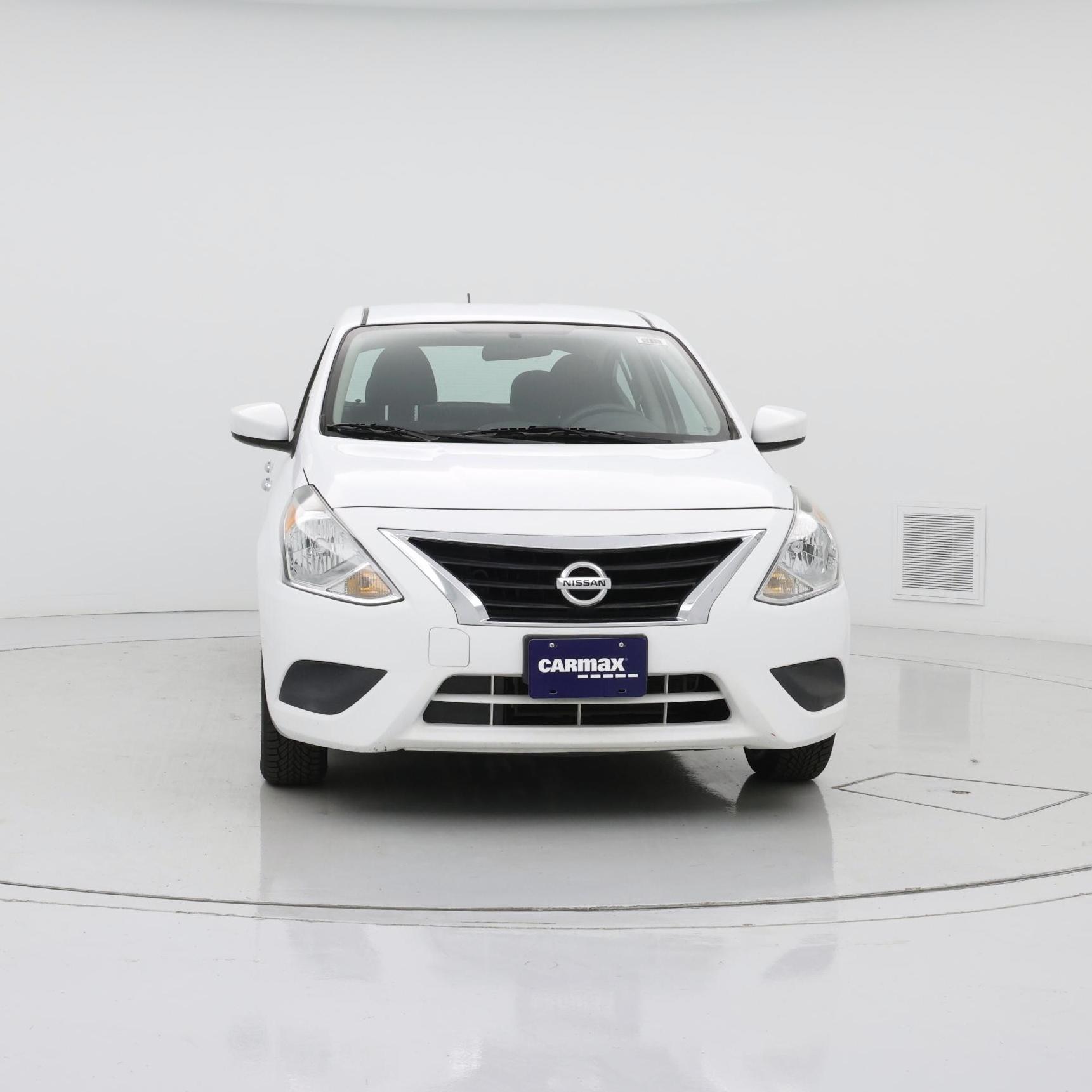 Thumbnail: 2018 Nissan Versa - 5