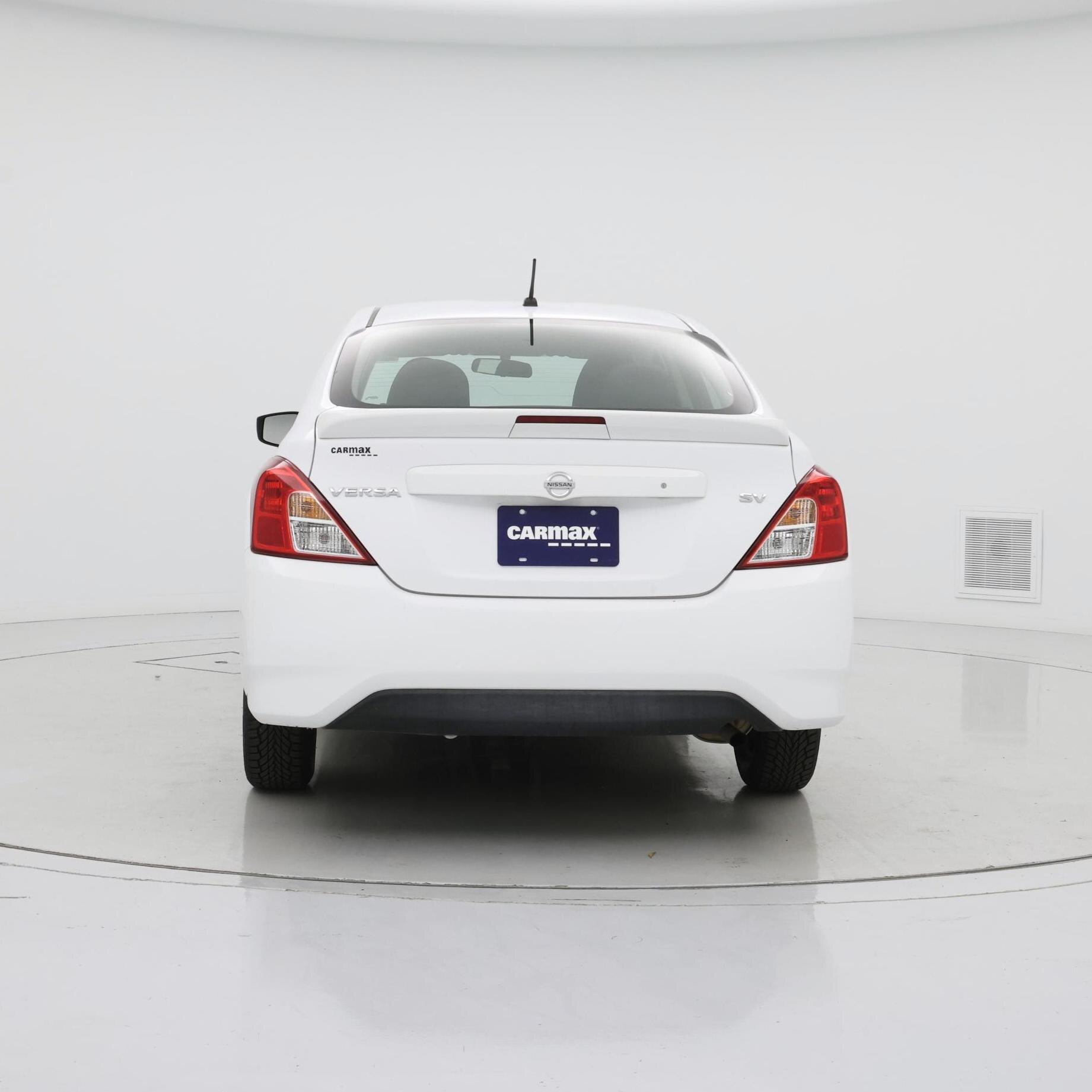 Thumbnail: 2018 Nissan Versa - 6