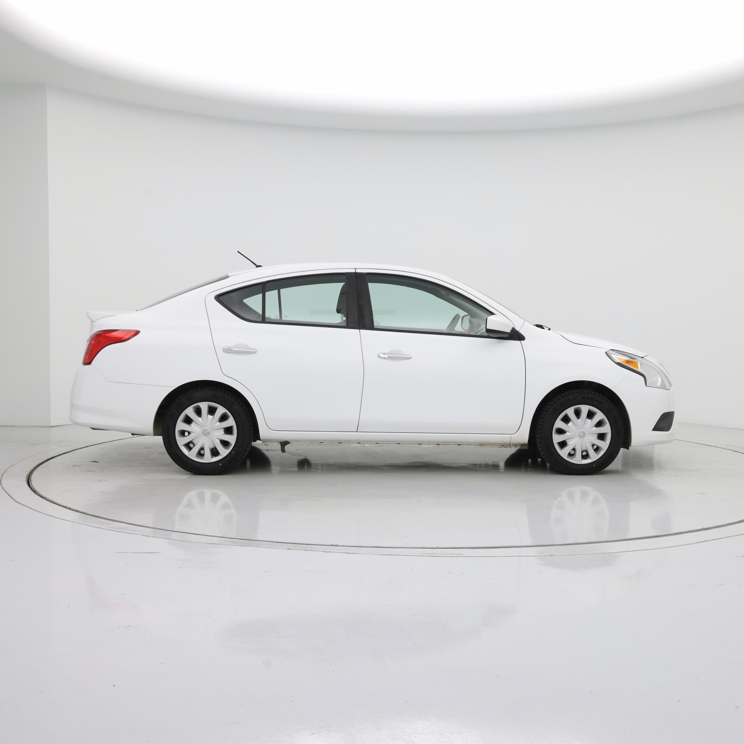 Thumbnail: 2018 Nissan Versa - 7