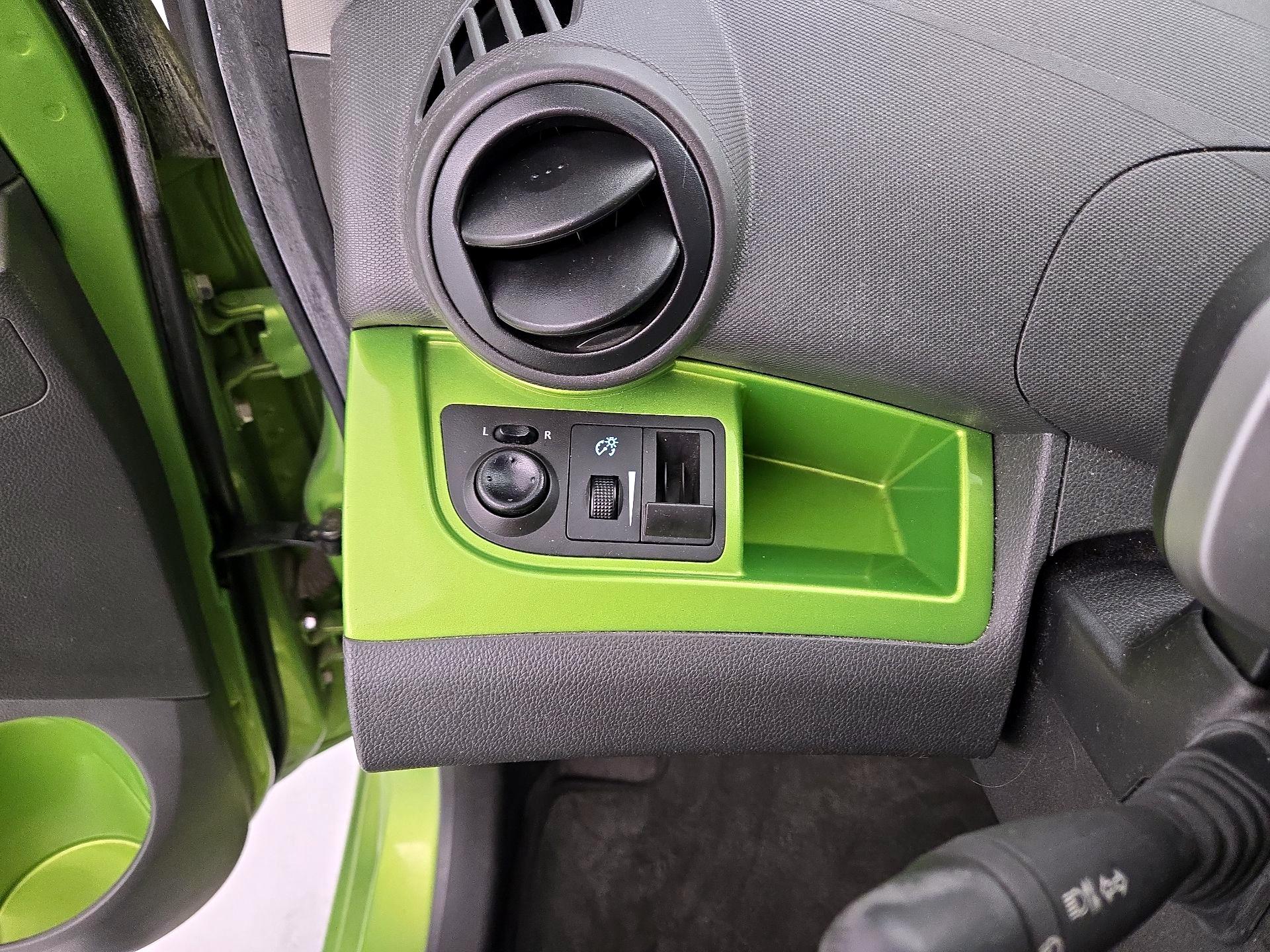 Thumbnail: 2014 Chevrolet Spark - 13