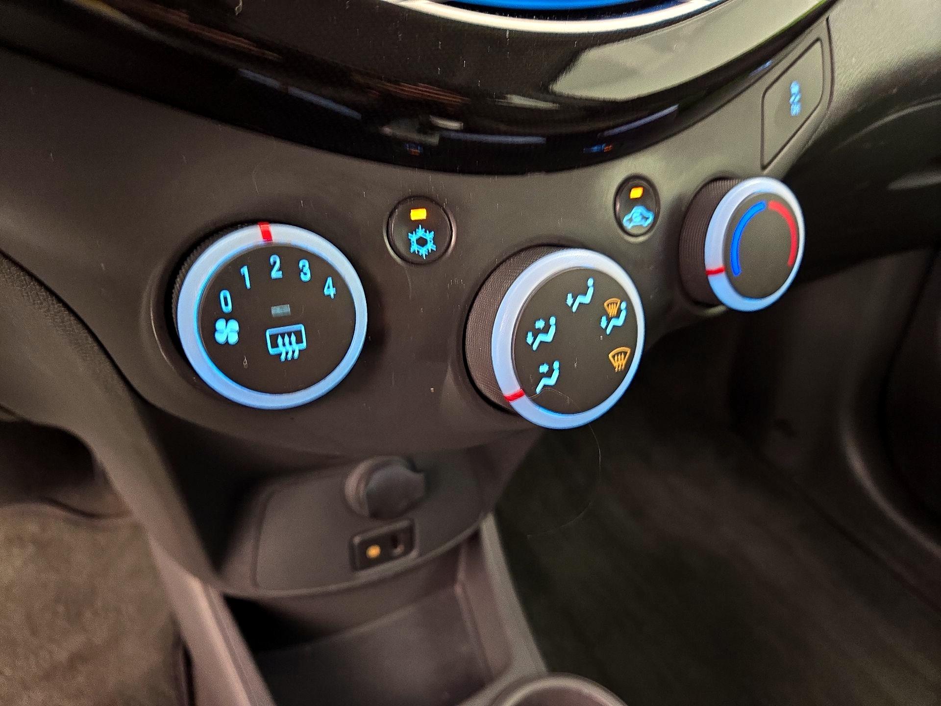 Thumbnail: 2014 Chevrolet Spark - 15