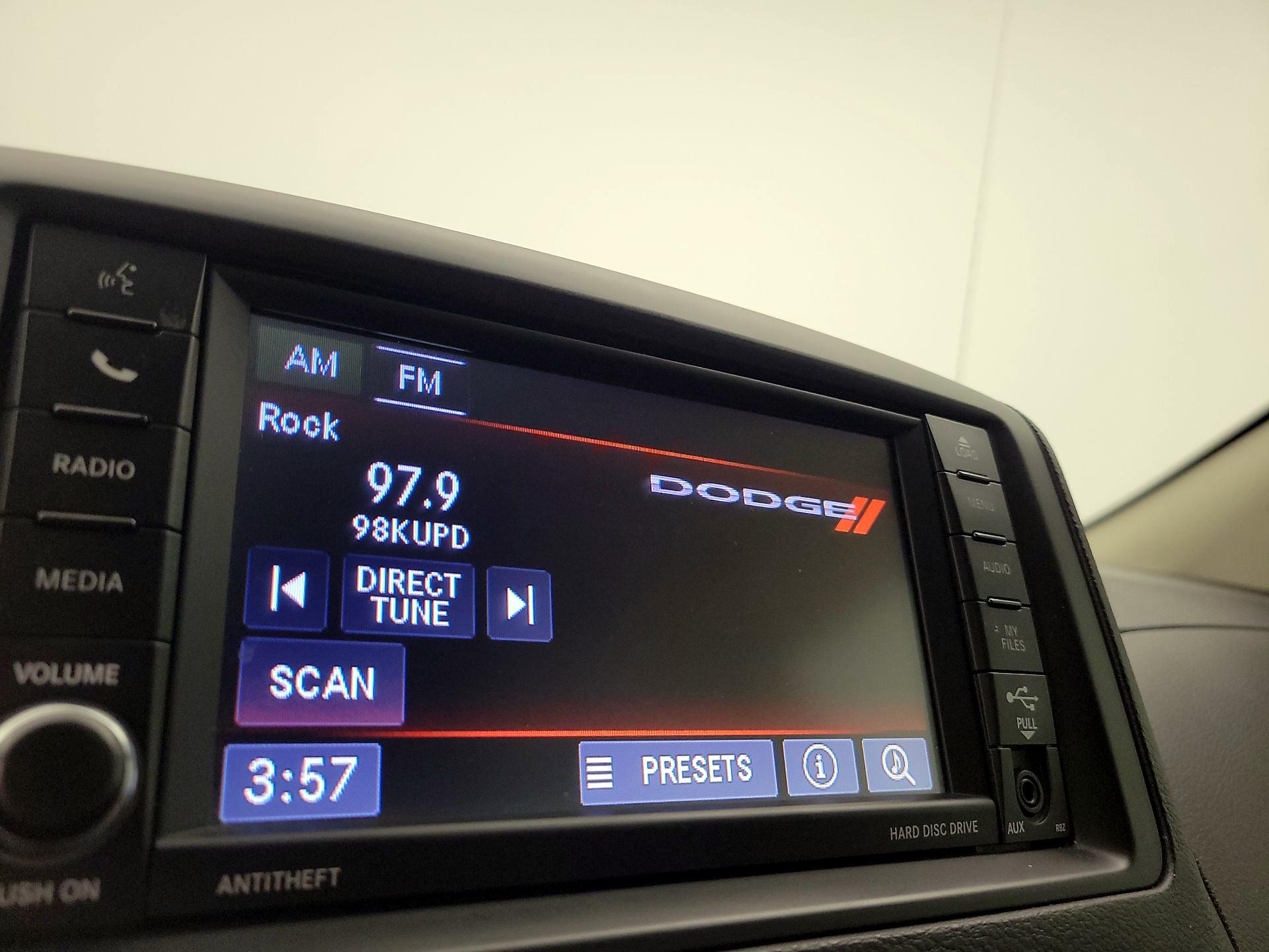 Thumbnail: 2019 Dodge Grand Caravan - 15