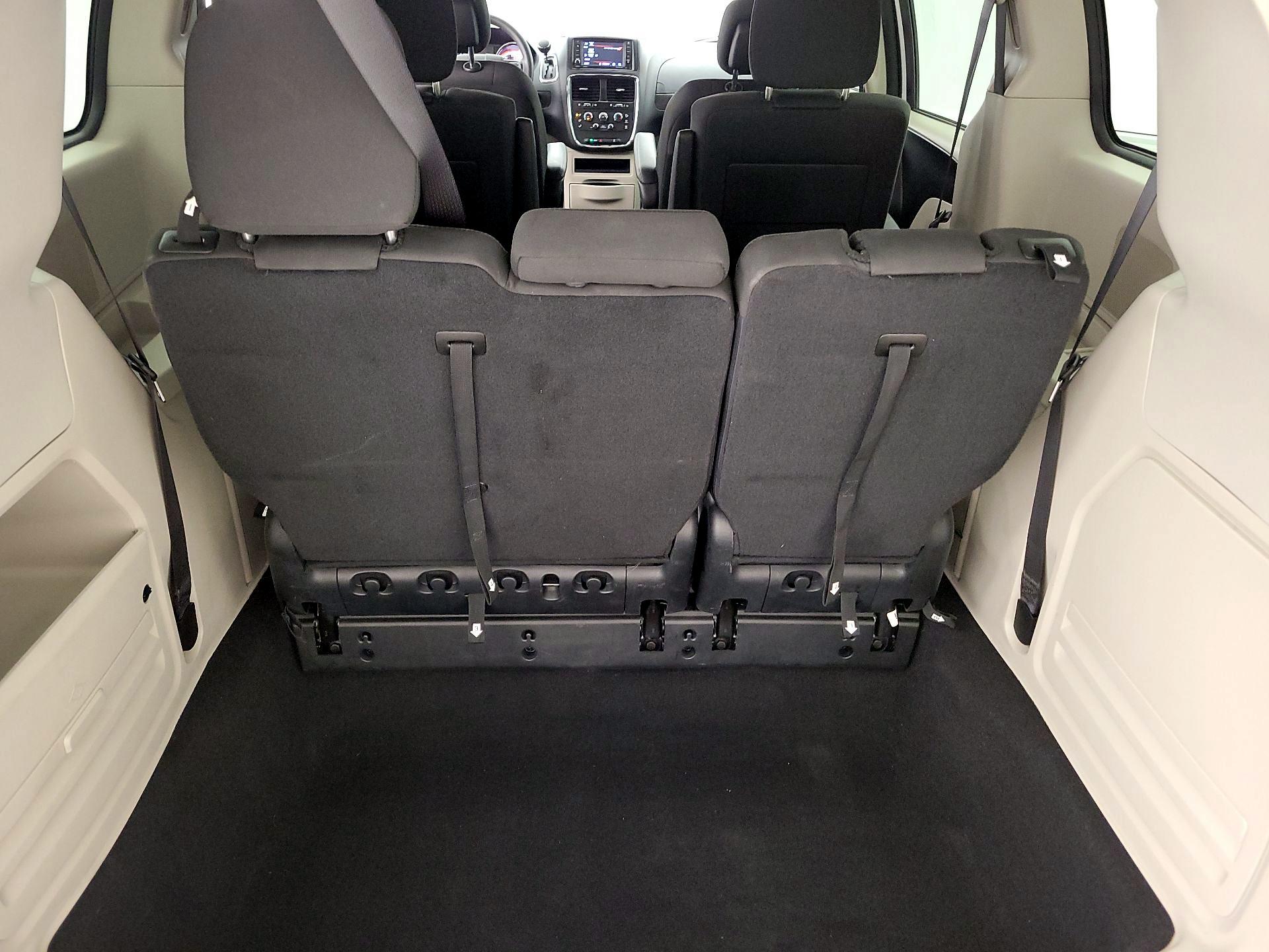 Thumbnail: 2019 Dodge Grand Caravan - 20
